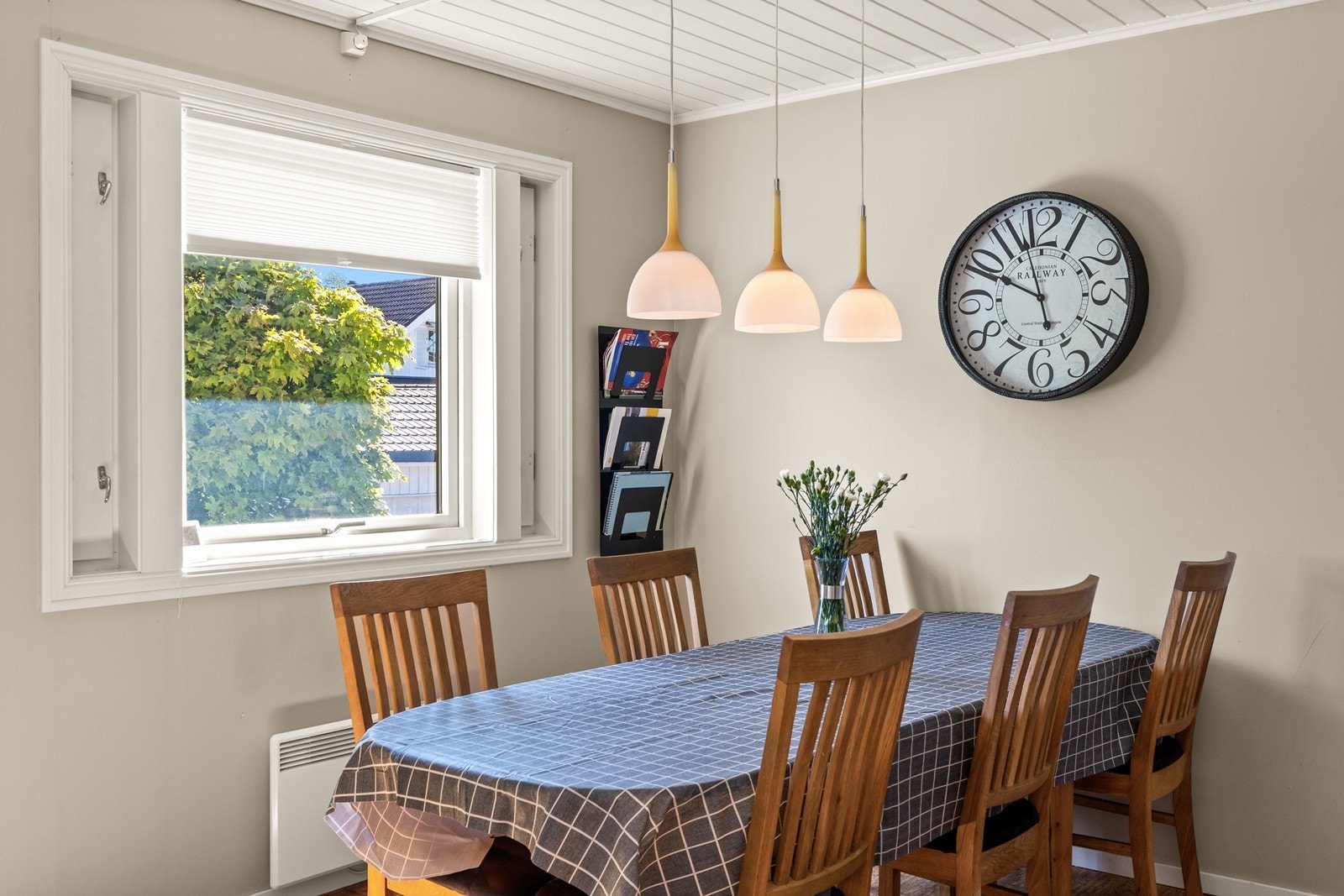 God plass for spisebord Galleribilde