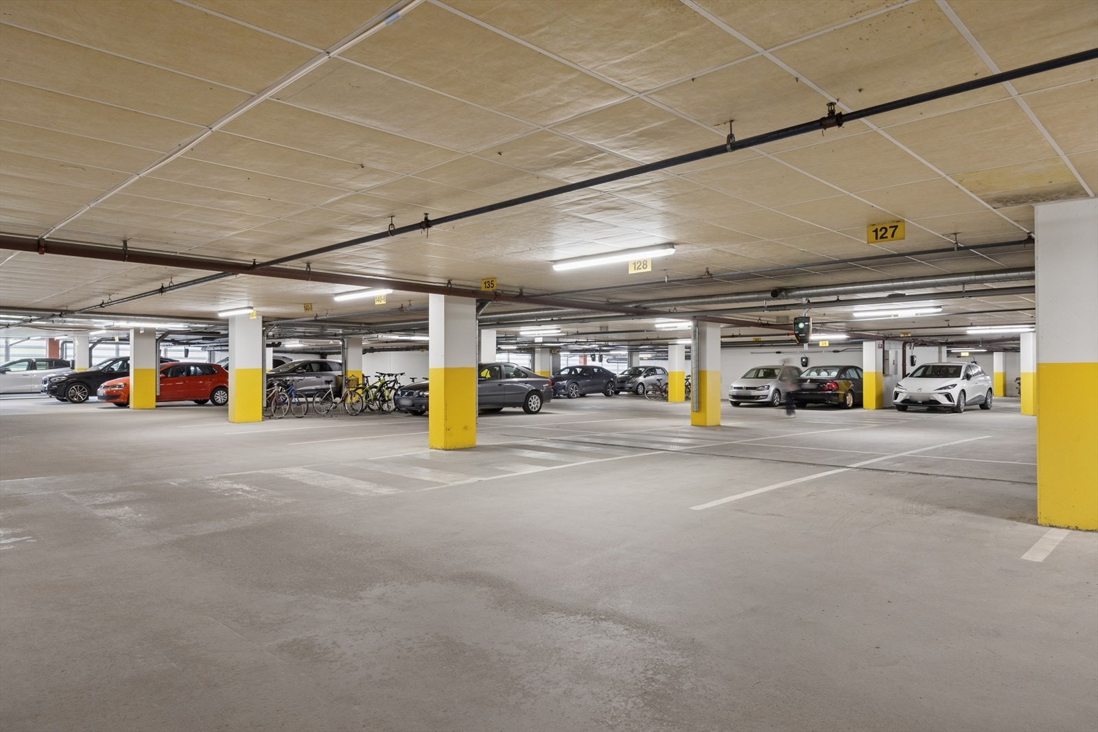 Det medfølger en fast parkeringsplass i Solsiden parkeringshus, med mulighet for elbillader. Galleribilde