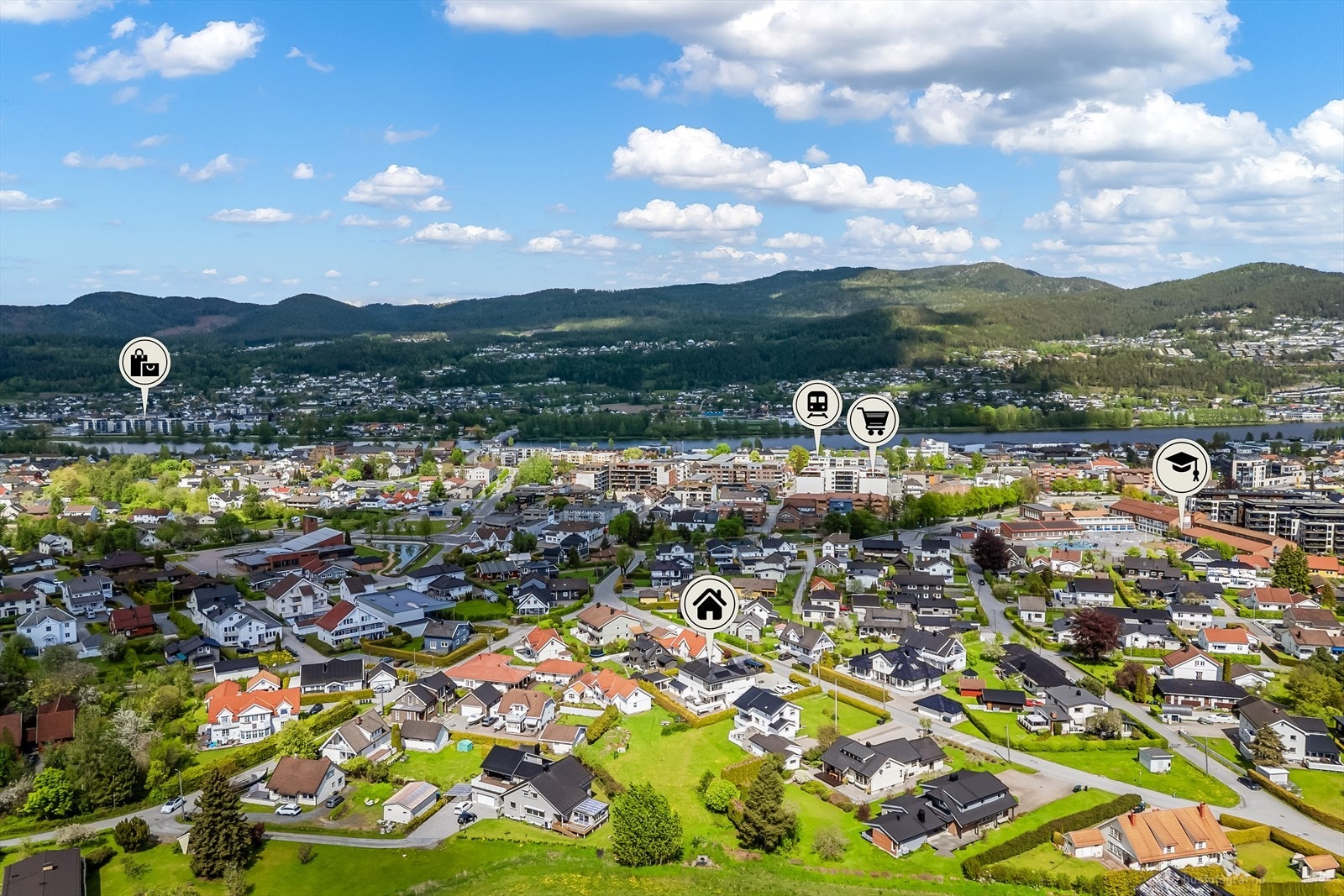 Dagligvarebutikker som Kiwi og Rema 1000, samt apotek, ligger en kort spasertur unna. Galleribilde