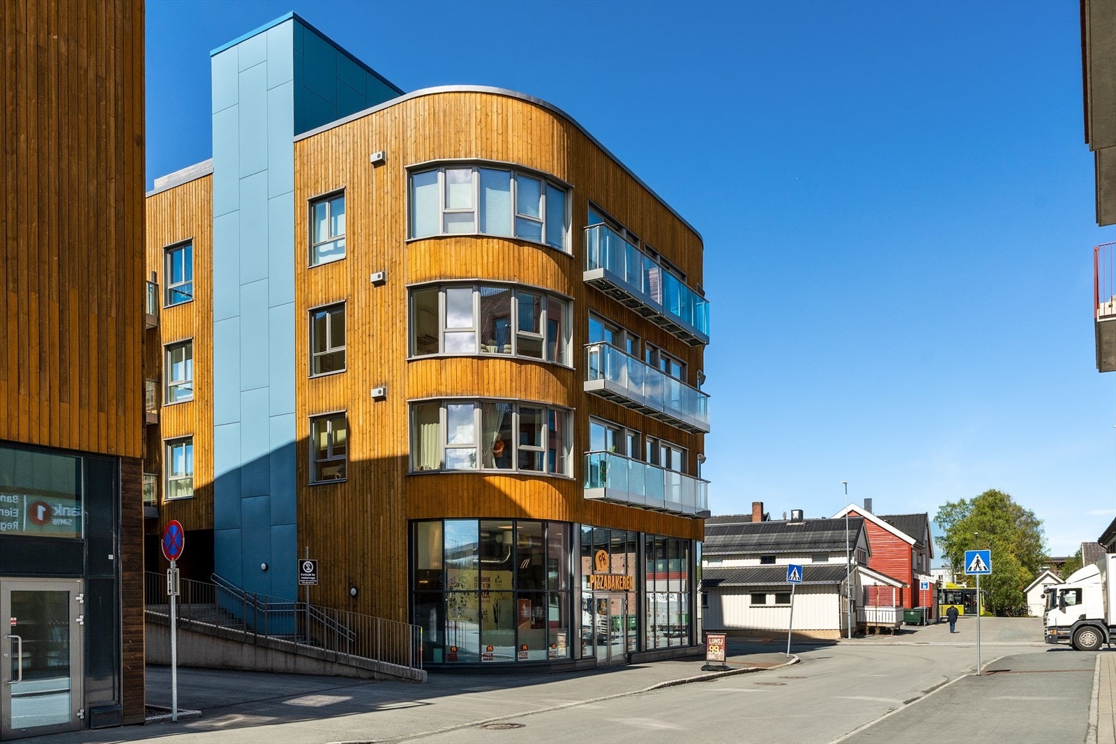 Ta kontakt med megler p å416 09 008 ved spørsmål eller om oppsatt visningstidspunkt ikke passer! Galleribilde
