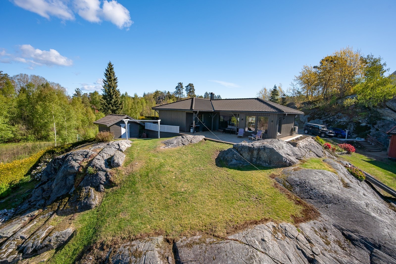 Velkommen til Dyvig 56! Foto: Boligfoto Agder AS v/Per Arne Kvamsø Galleribilde