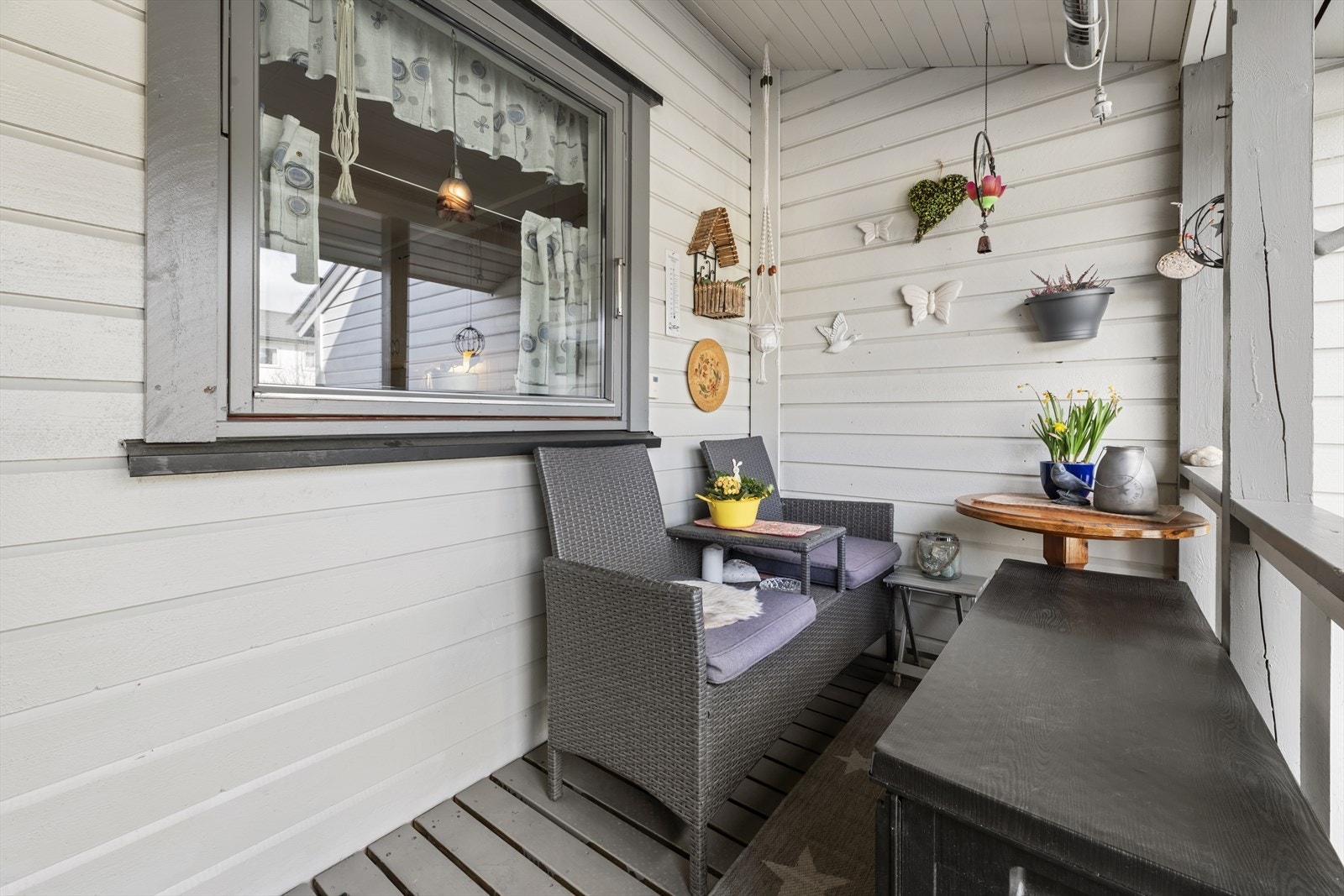 Balkong ved inngangspartiet Galleribilde