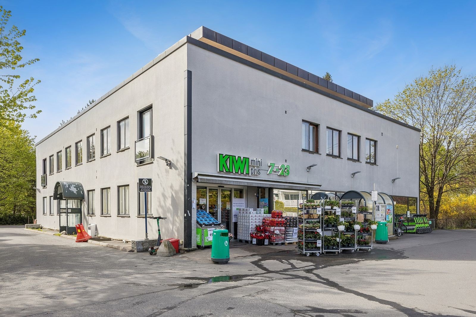Fasade fra inngangspartiet Galleribilde