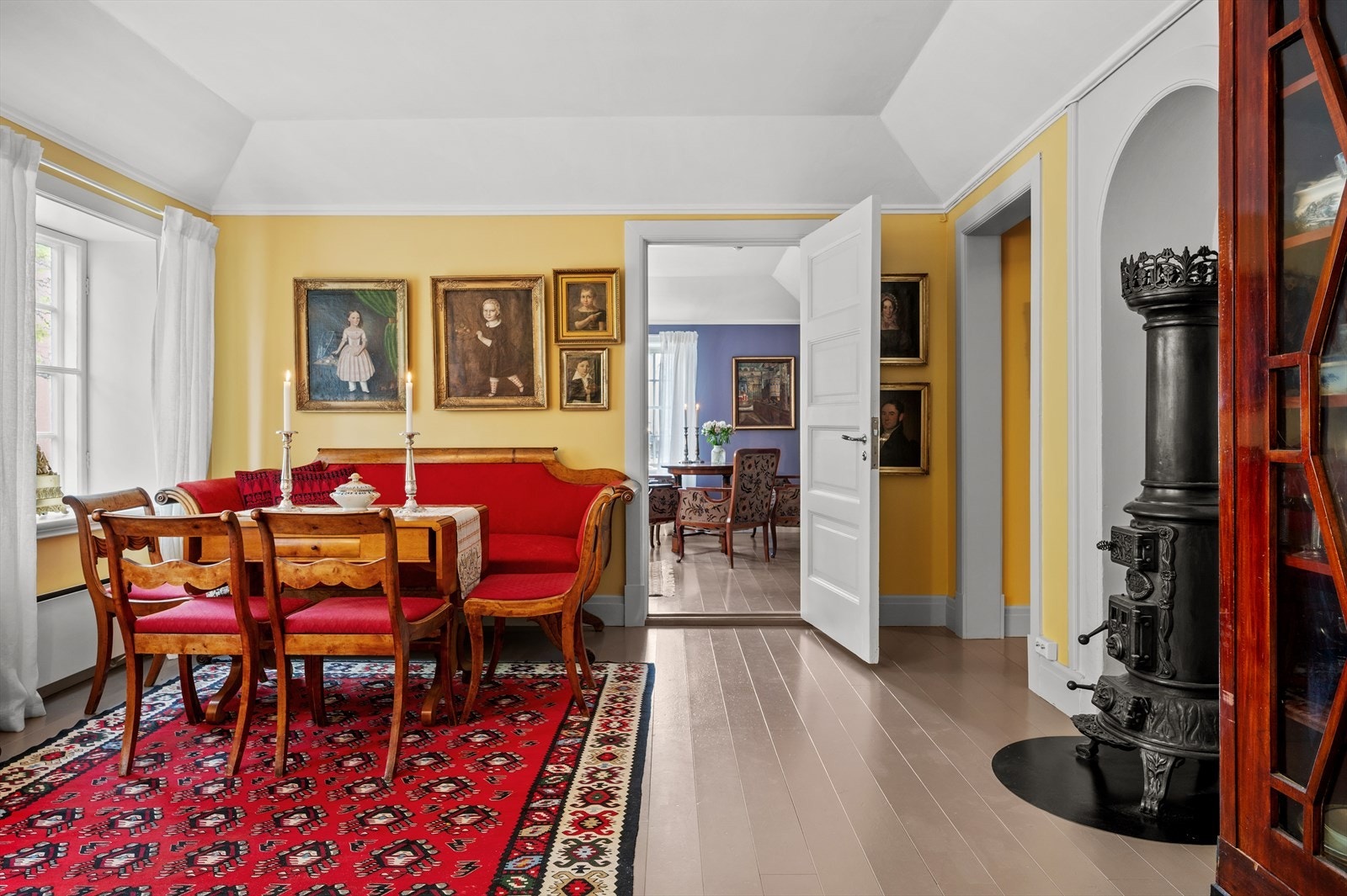 Også her er det ovn som sørger for god oppvarmning. Galleribilde