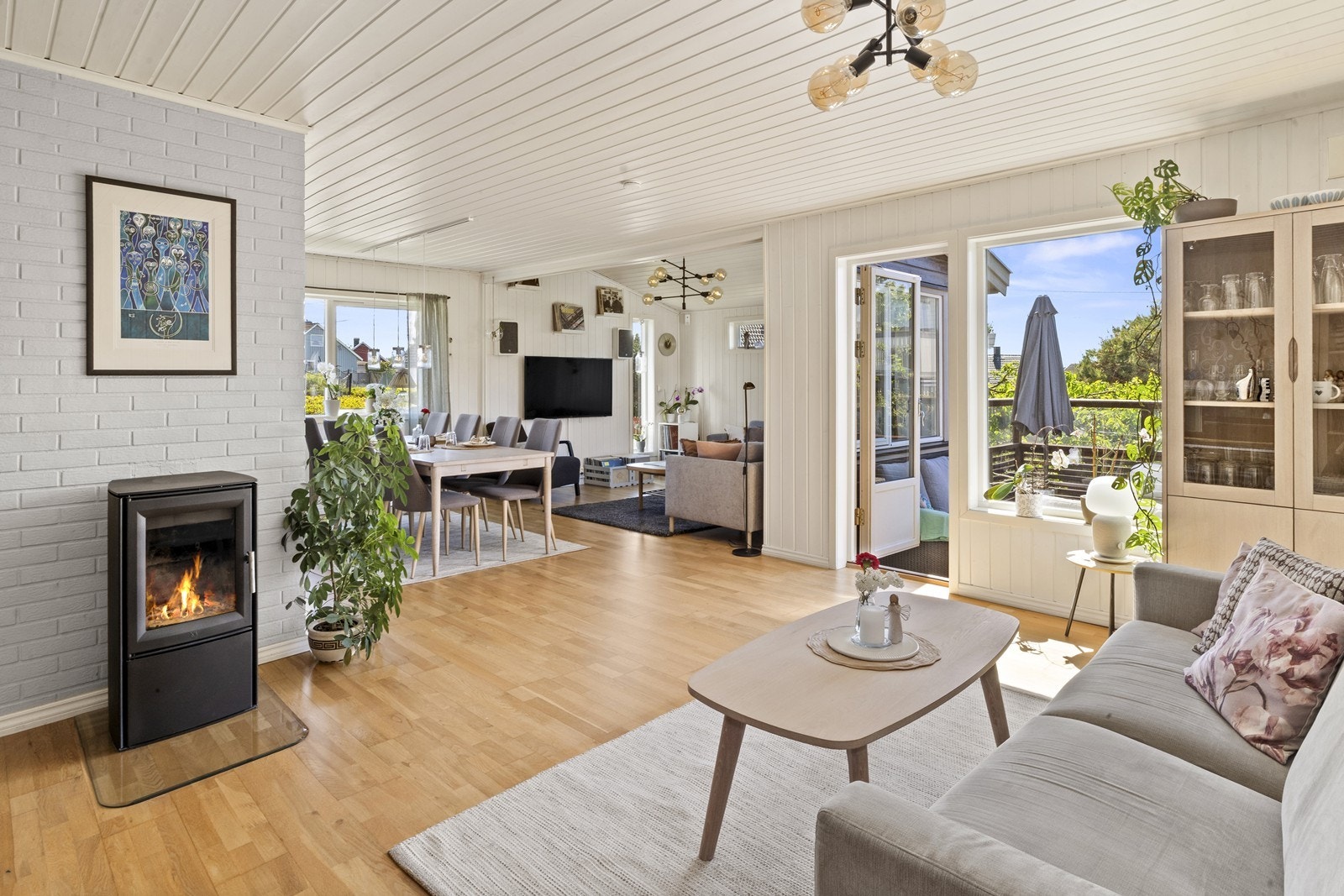 En effektiv vedovn sørger for ekstra varme og hygge på kalde dager. Galleribilde