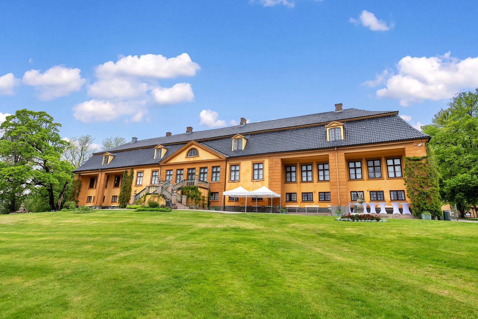 Bogstad Farm. Galleribilde