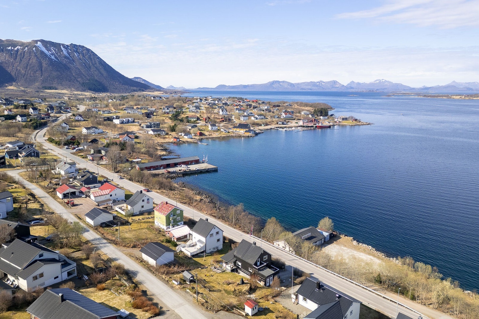 Området byr på nærhet til sjøen og flotte turmuligheter i skog og mark. Galleribilde