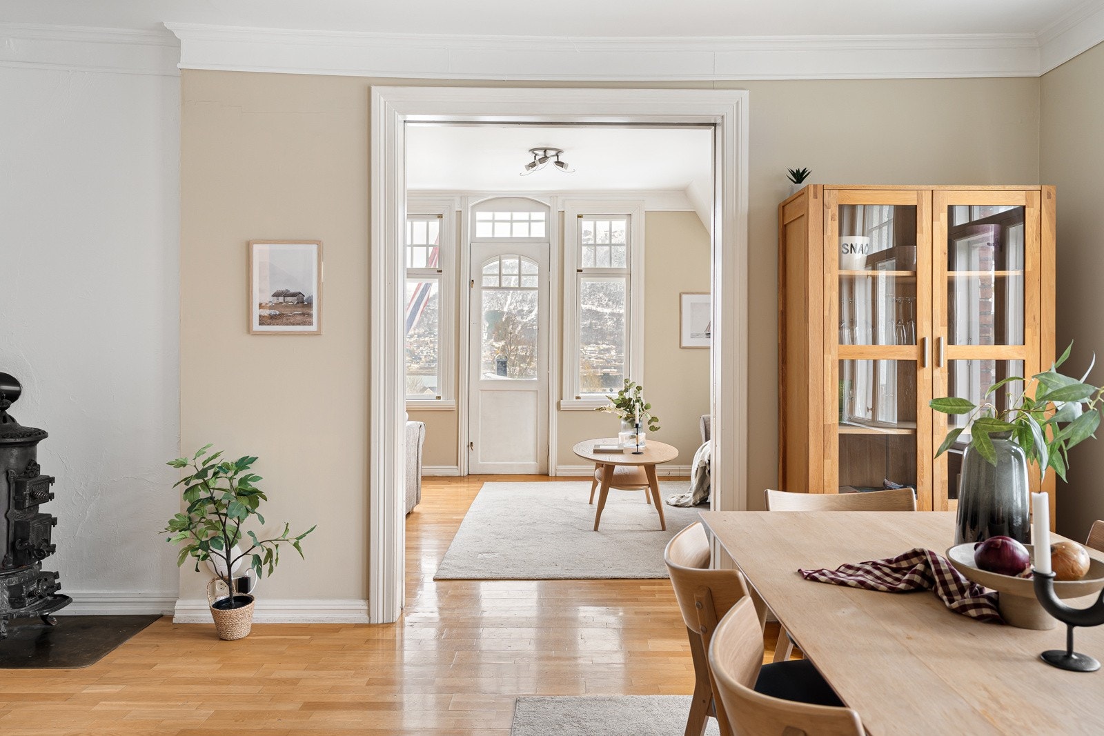 Fra spisestue til dagligstuen. Galleribilde