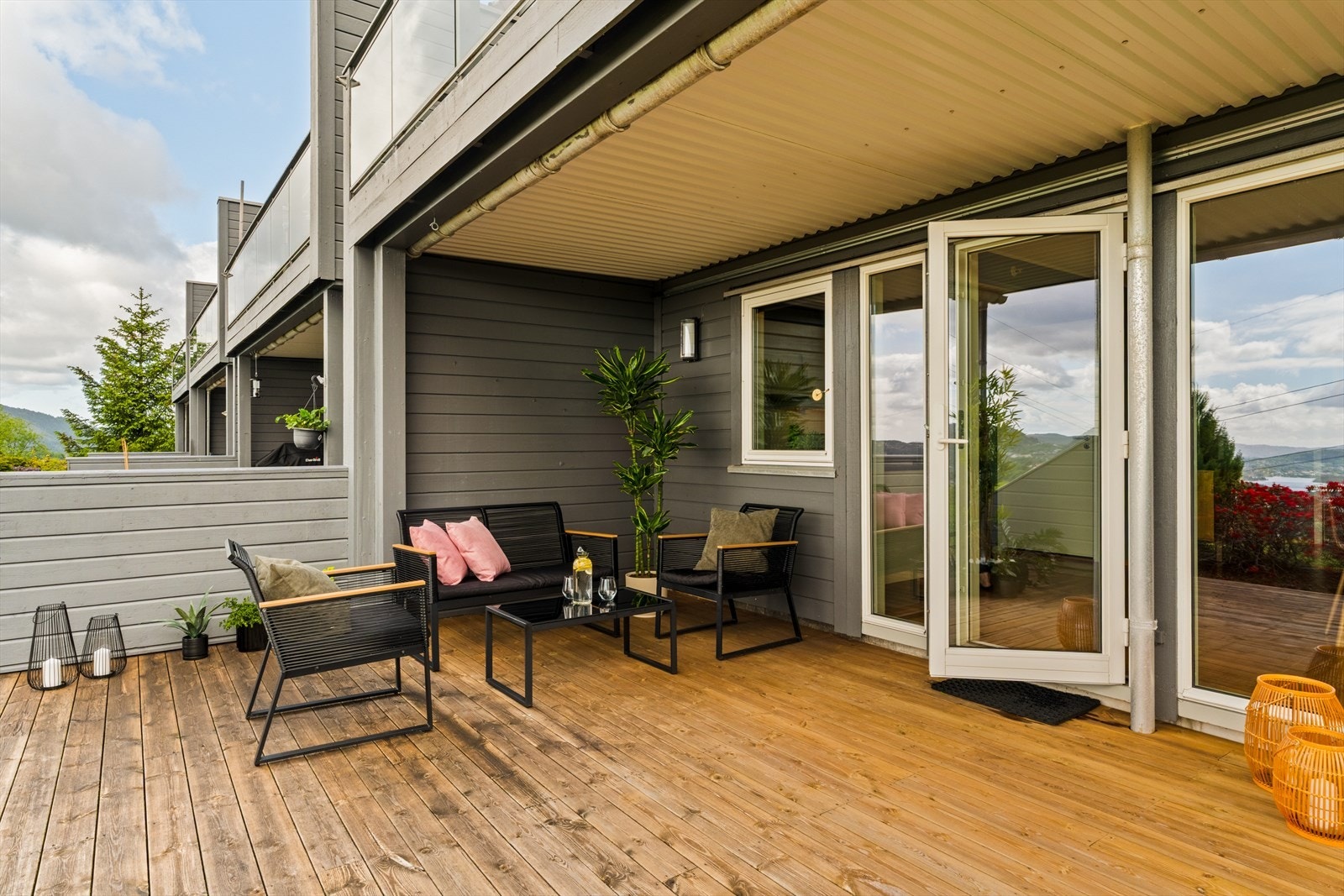 Herlig terrasse oppmålt til 27kvm Galleribilde