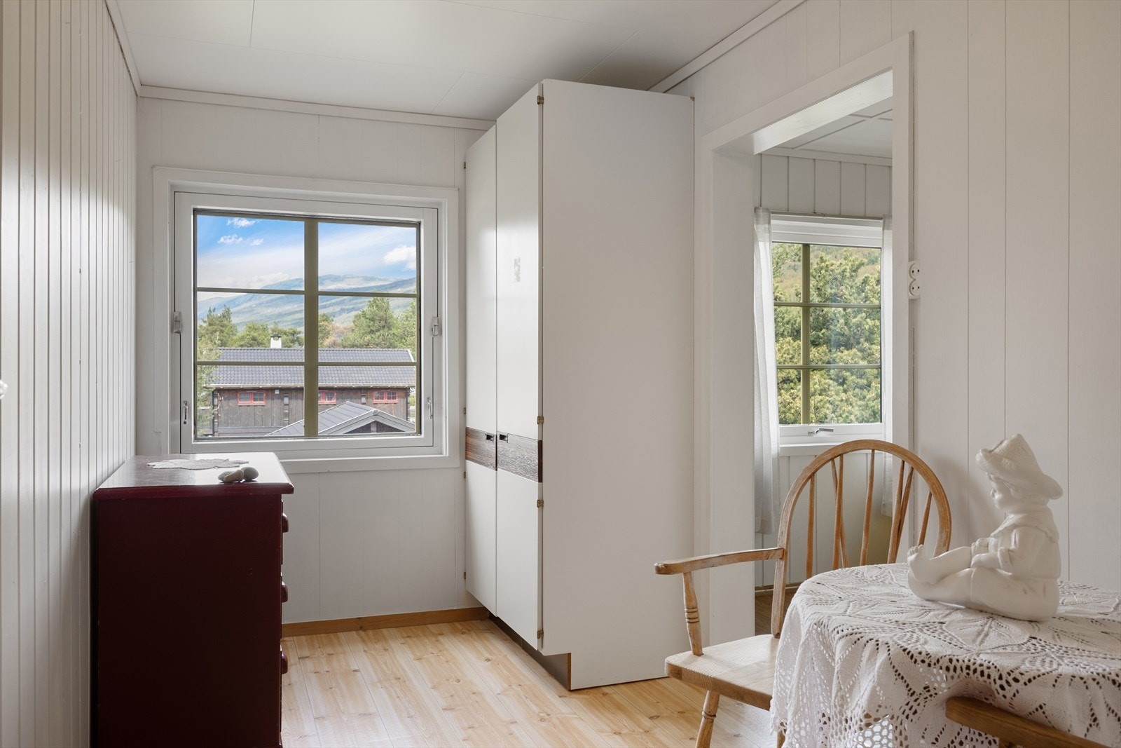 Et mindre rom som kan fungere som kontor eller walk-in. Galleribilde