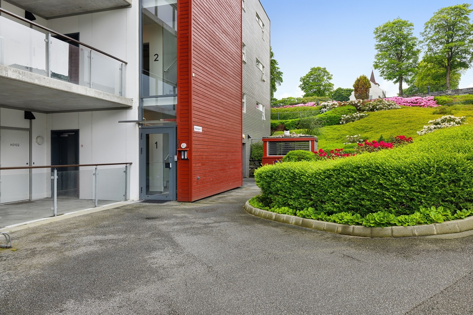 Bygget har heis som tar deg enkelt opp til leiligheten i 3. etasje. Galleribilde