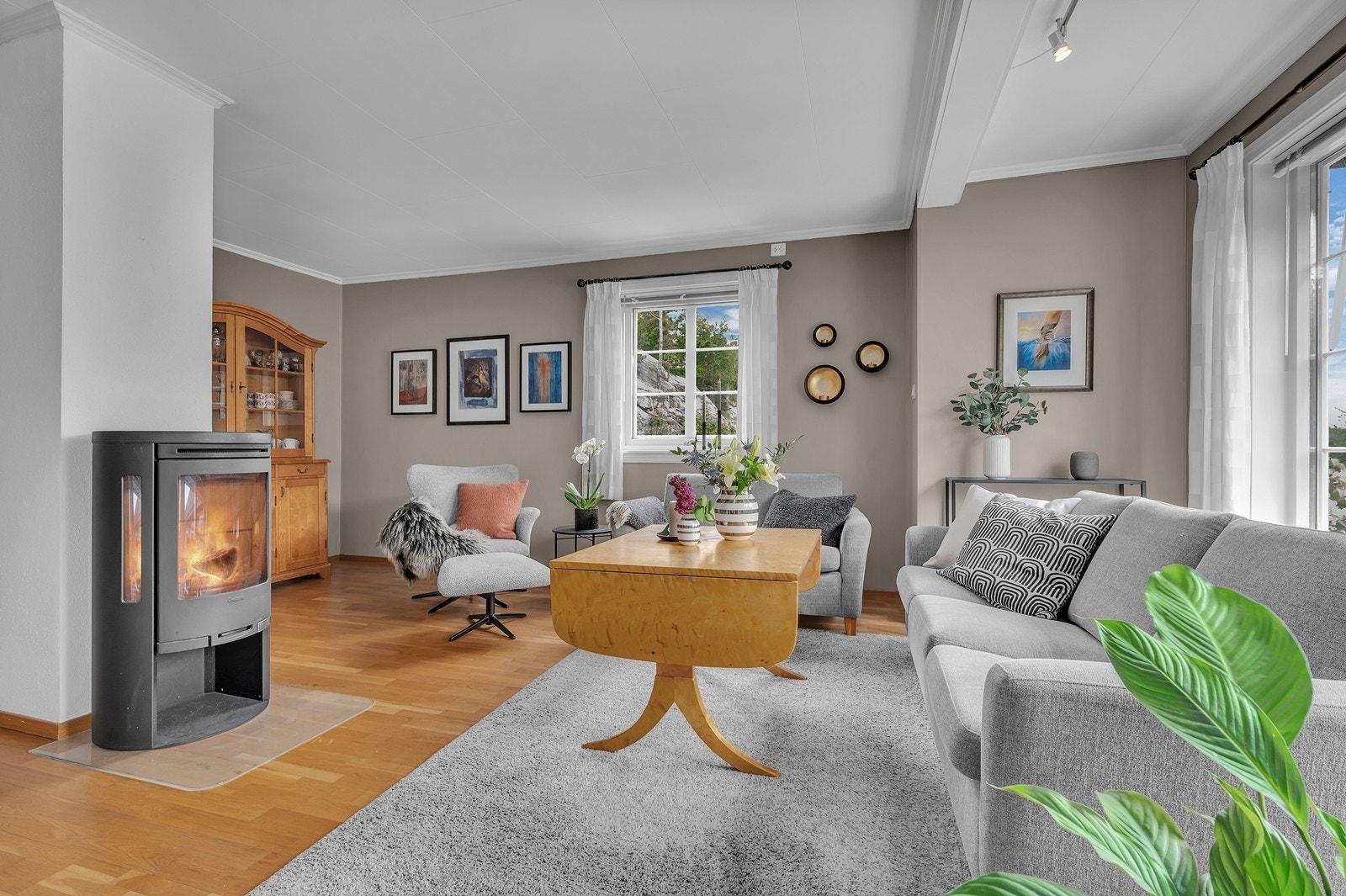 God plass for å innrede med sofagruppe. Galleribilde