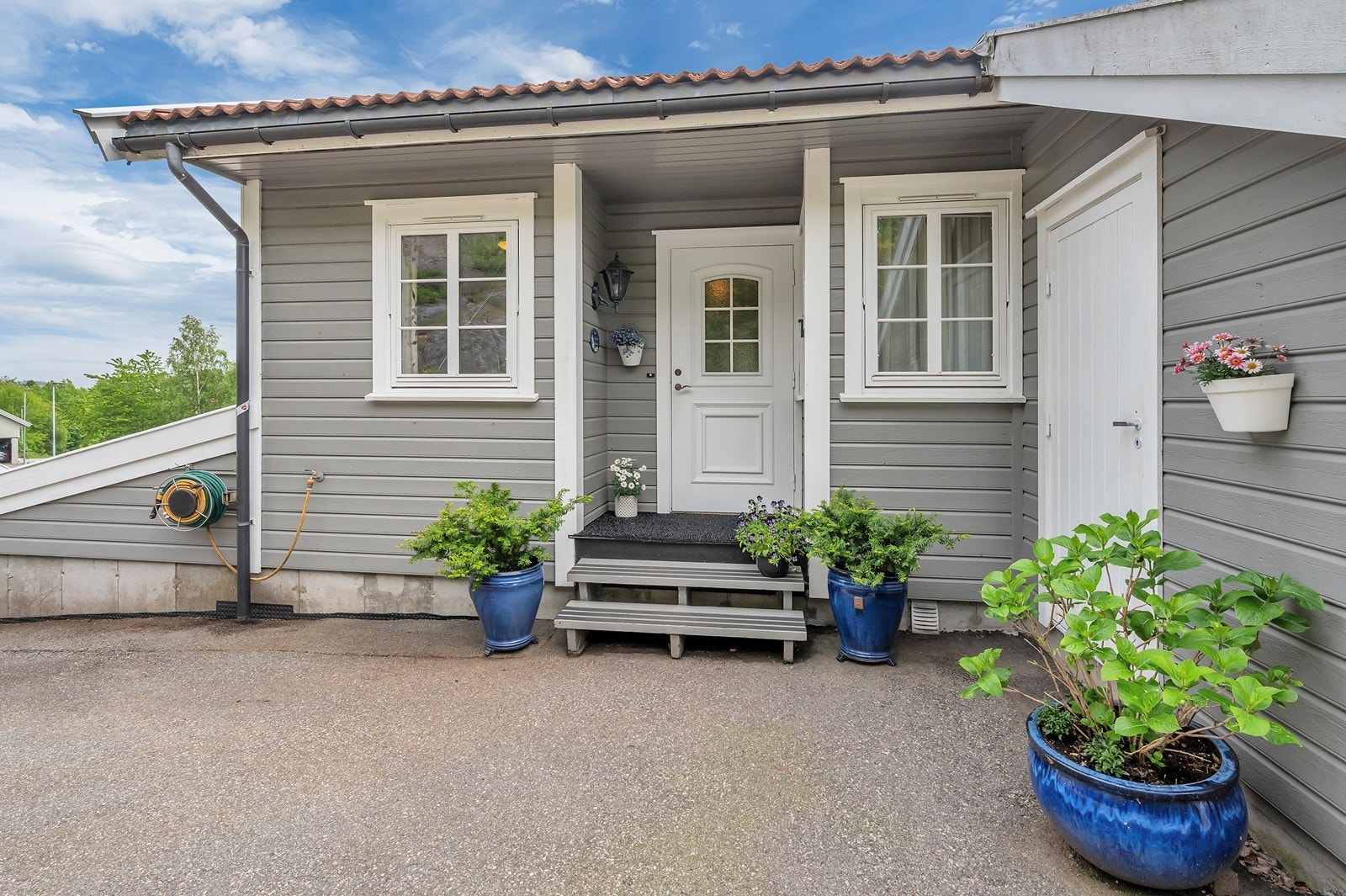 Vi beveger oss inn, velkommen! Galleribilde