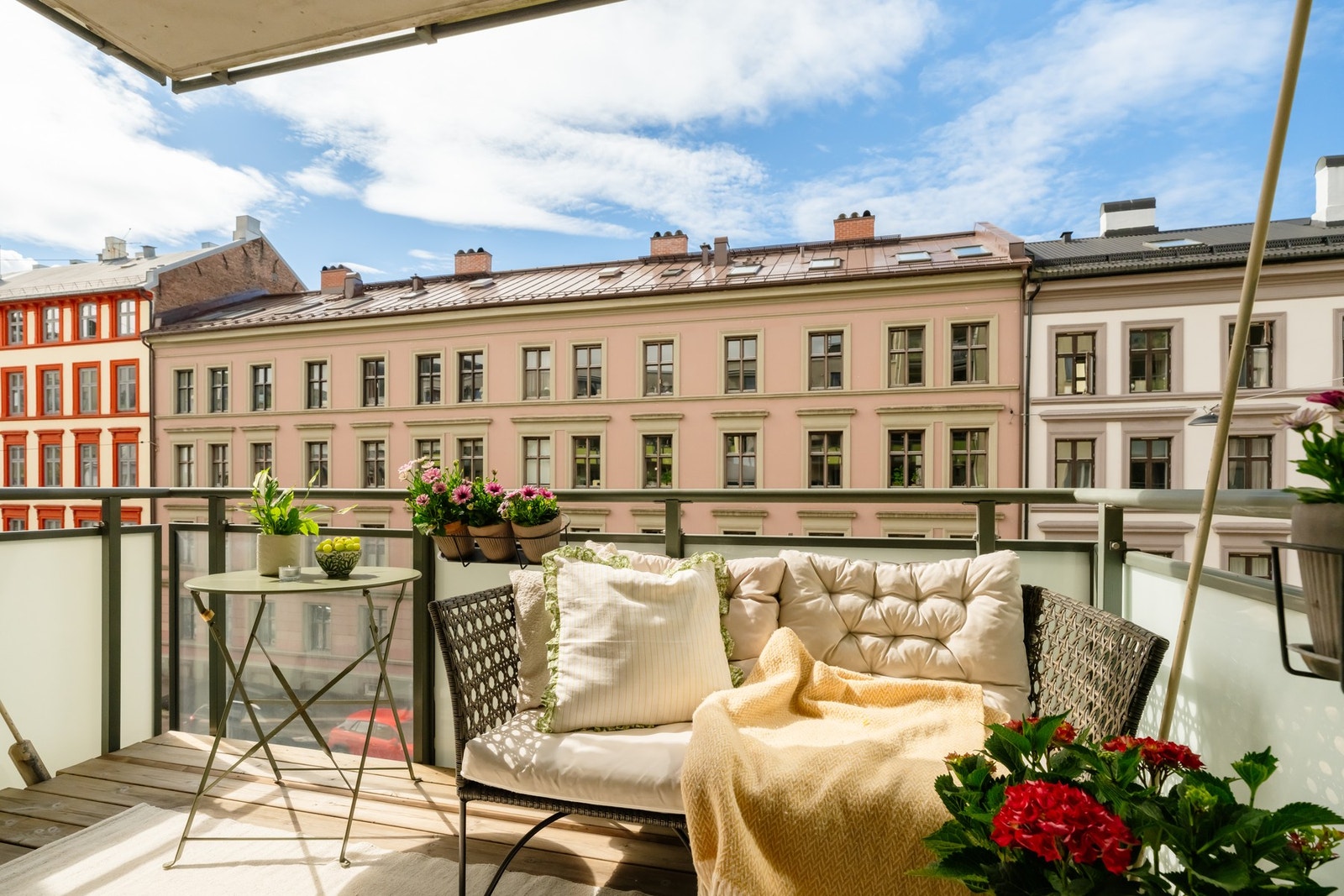 Velkommen til Karlstadgata 12, presentert av &Partners ved Kjerstin Falkum, tlf. 922 04 707. Galleribilde