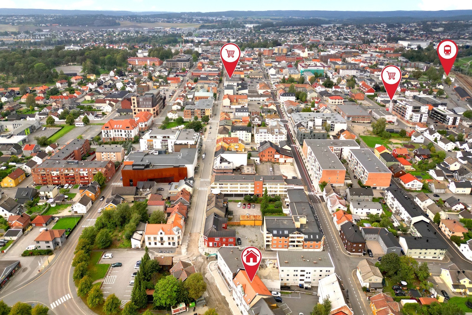 Sentral beliggenhet med kort vei til handel, kollektivtransport og servicetilbud. Galleribilde
