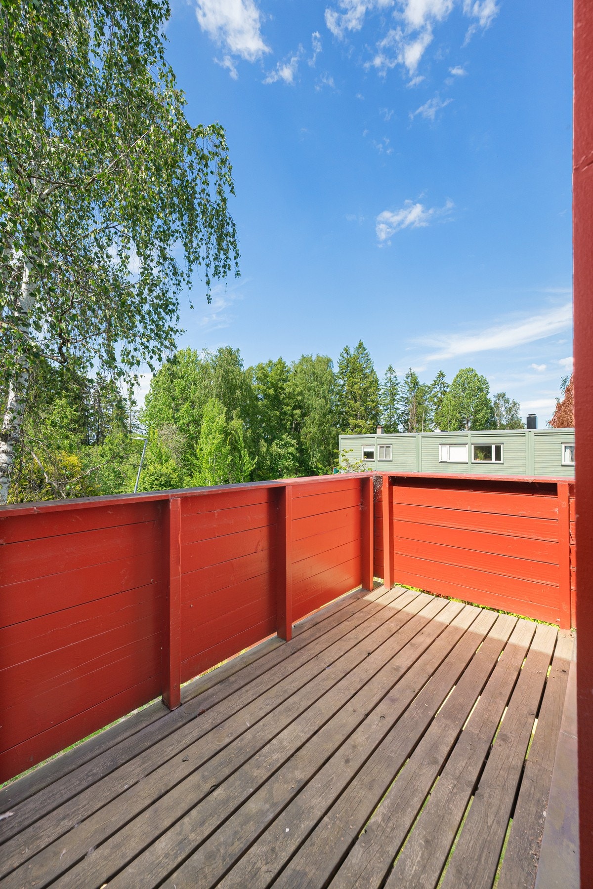 Fra soverommet er det utgang til en nordvestvendt balkong på ca. 4 kvm. Galleribilde