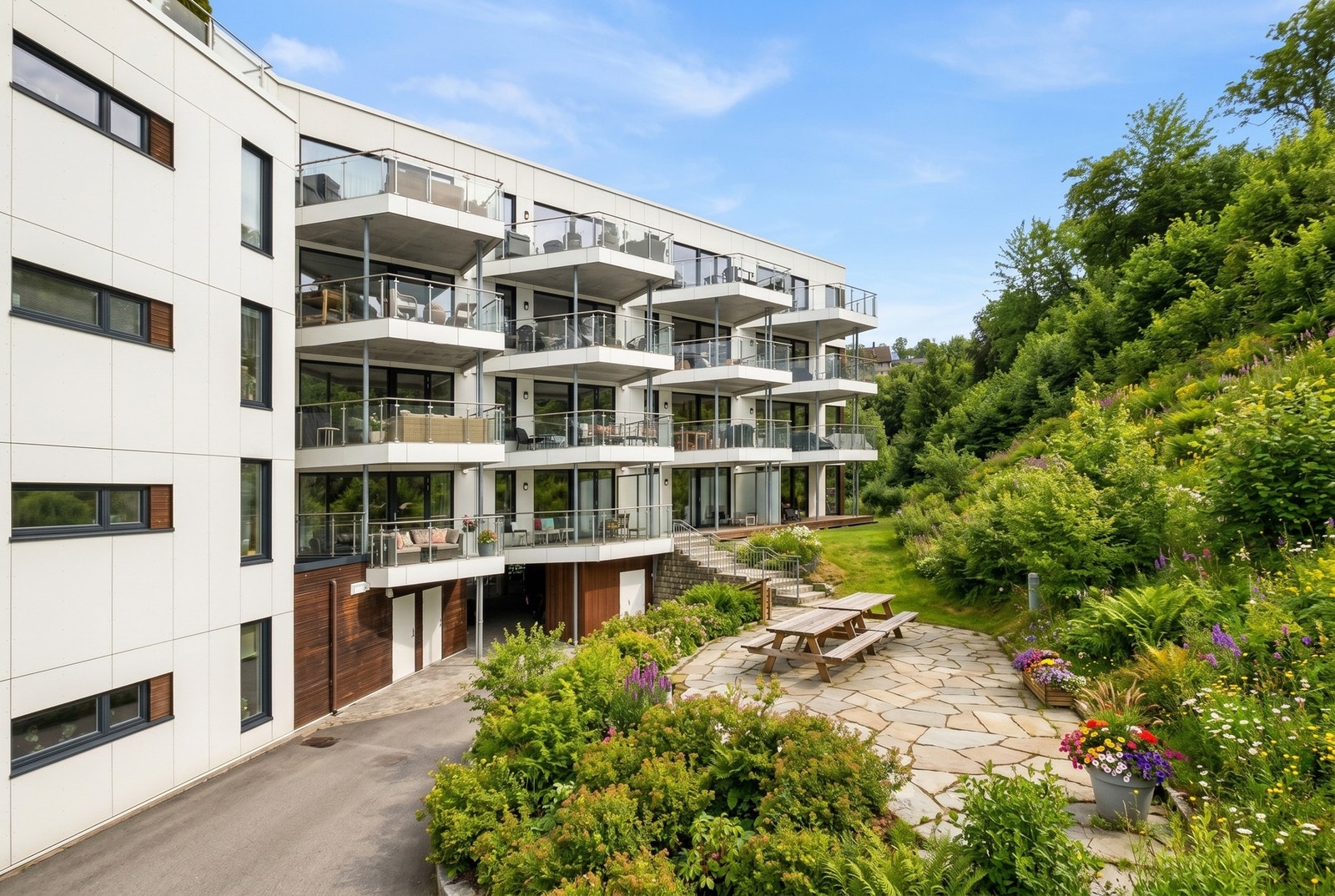 Boligen fint til i 4 etasje Galleribilde