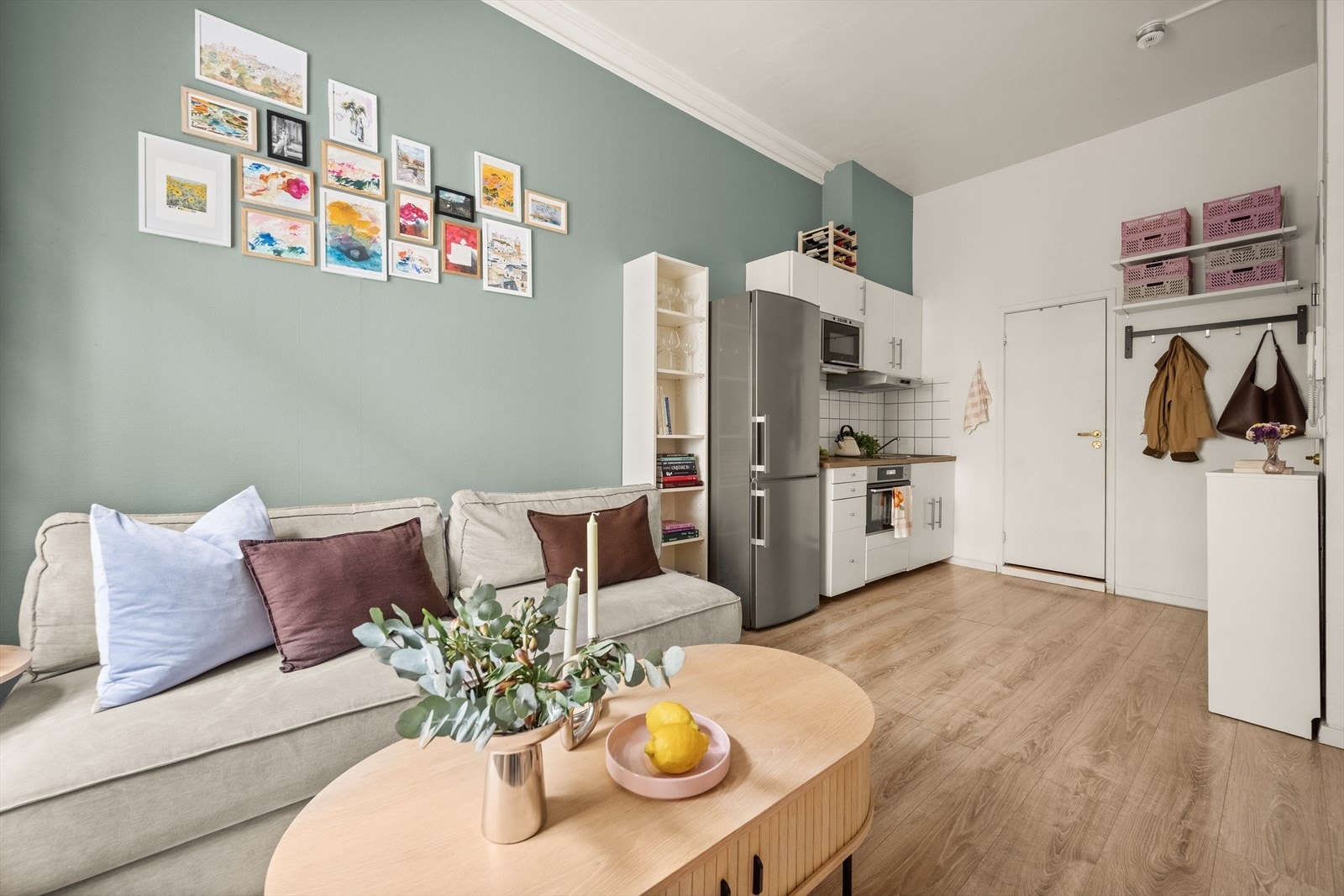 Varmtvann og internett inkl. i felleskostnadene. Galleribilde