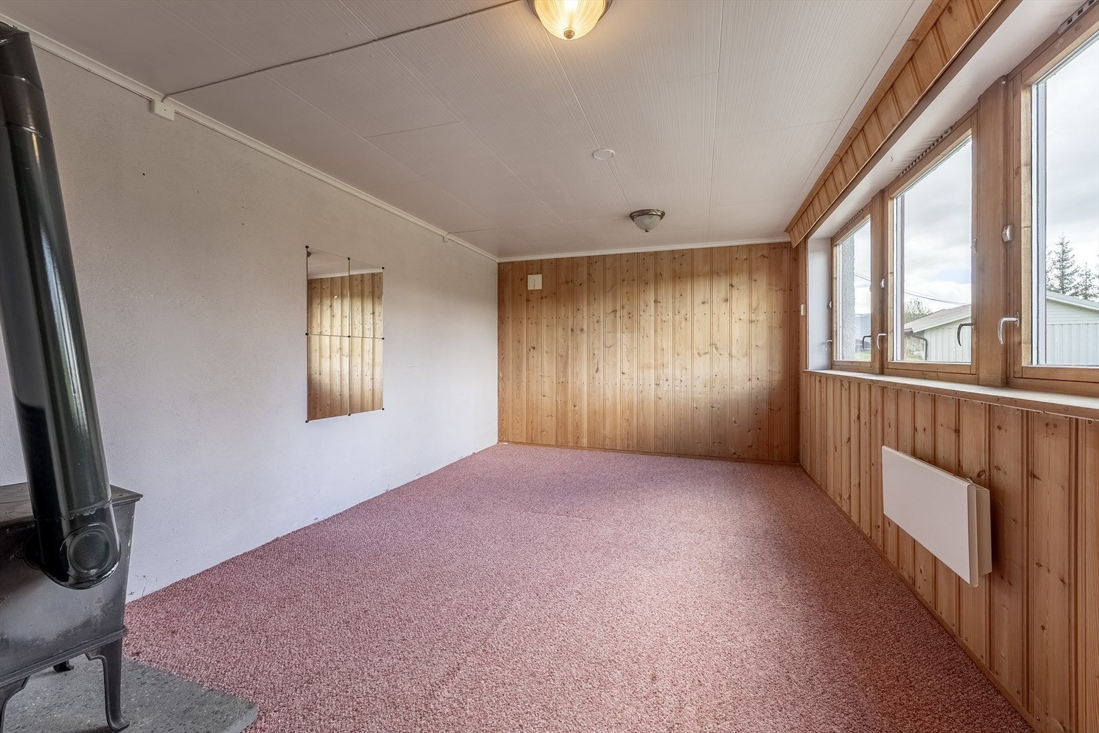 Kjellerstue/soverom (sokkeletasje) Galleribilde
