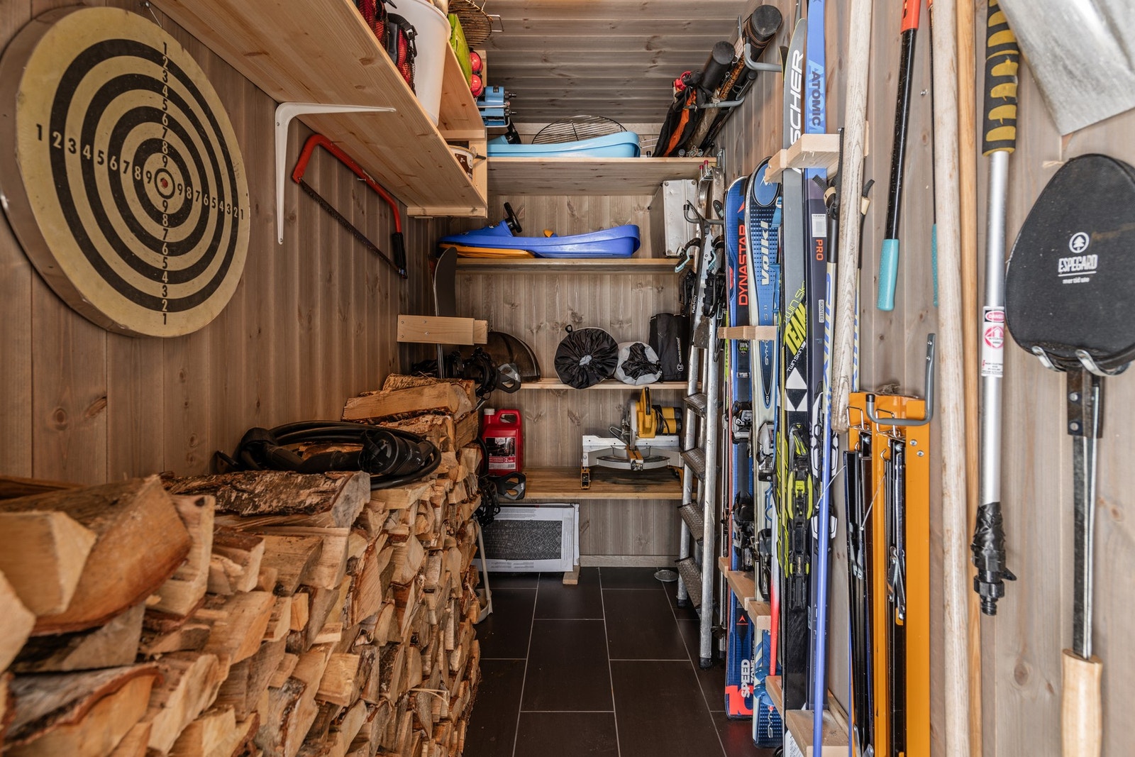 Utvendig bod Galleribilde