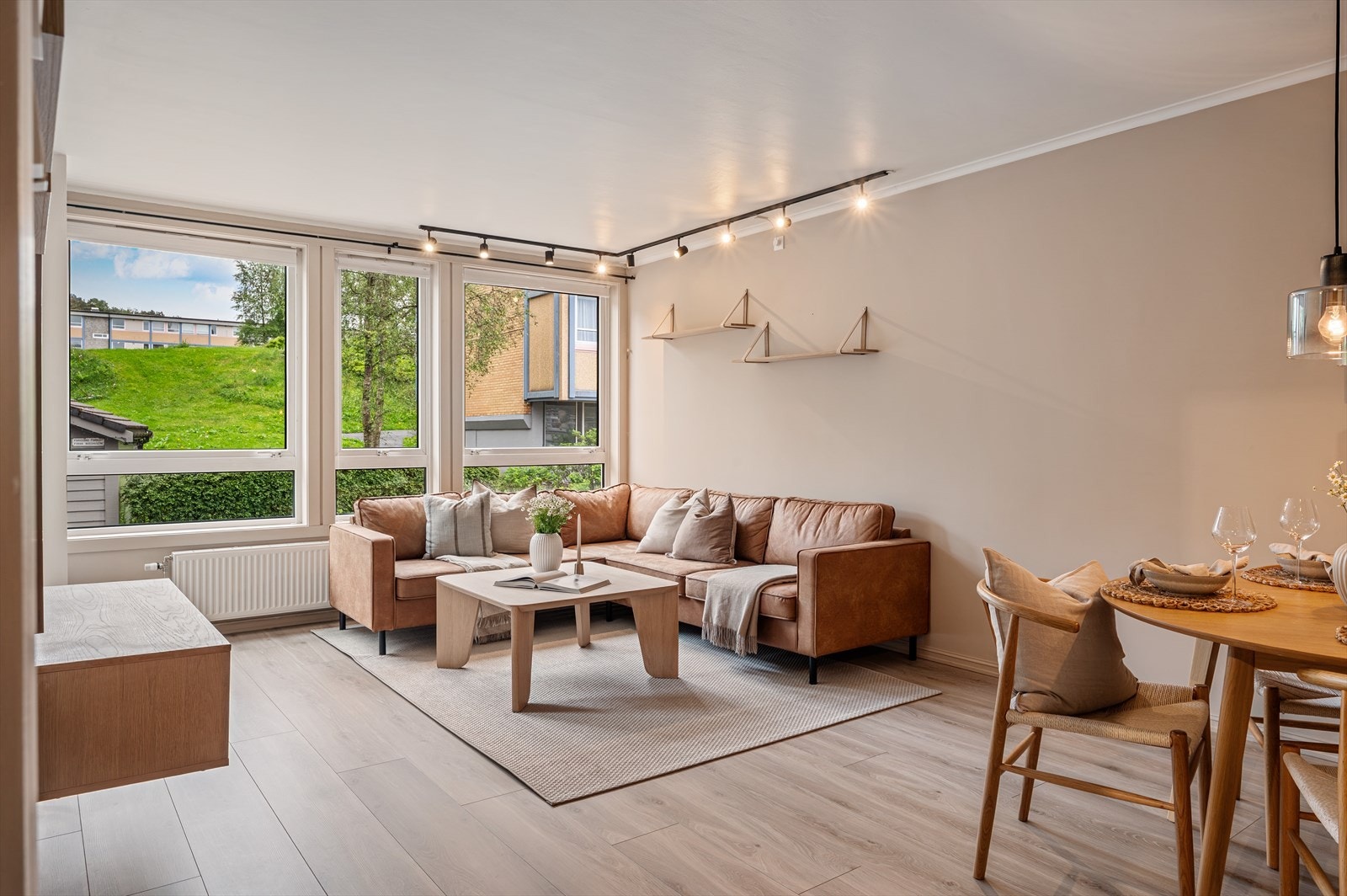 - Totalt BRA-i på 69m² fordelt over en praktisk og arealeffektiv planløsning - Galleribilde