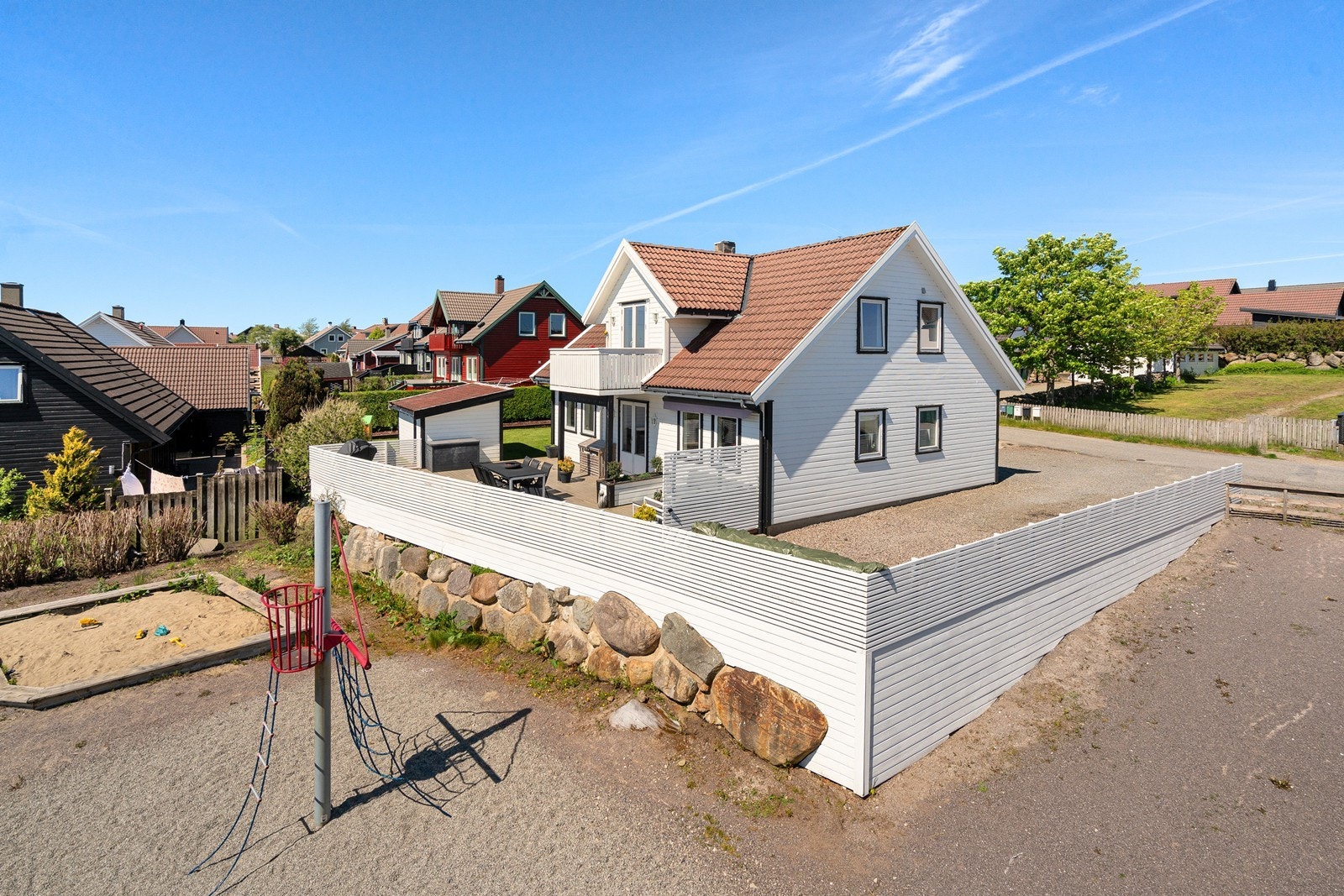 Lekeplass like ved. Galleribilde