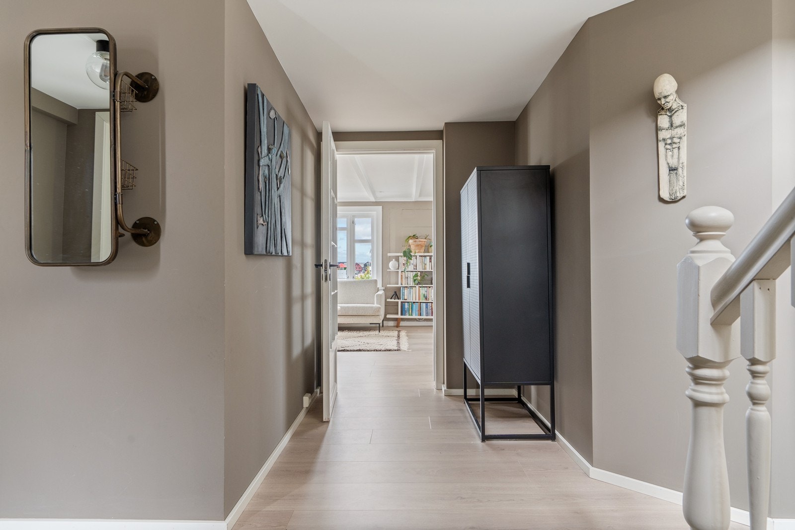 Gang er også pent oppusset med nye gulv, vegg og takoverflater. Galleribilde