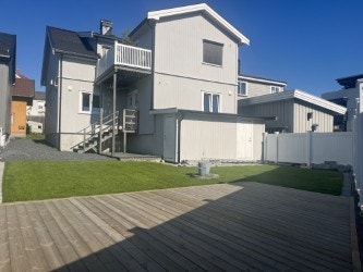 Flott halvpart av tomannsbolig med sentral beliggenhet i Vestfossen. Selgers private foto Galleribilde