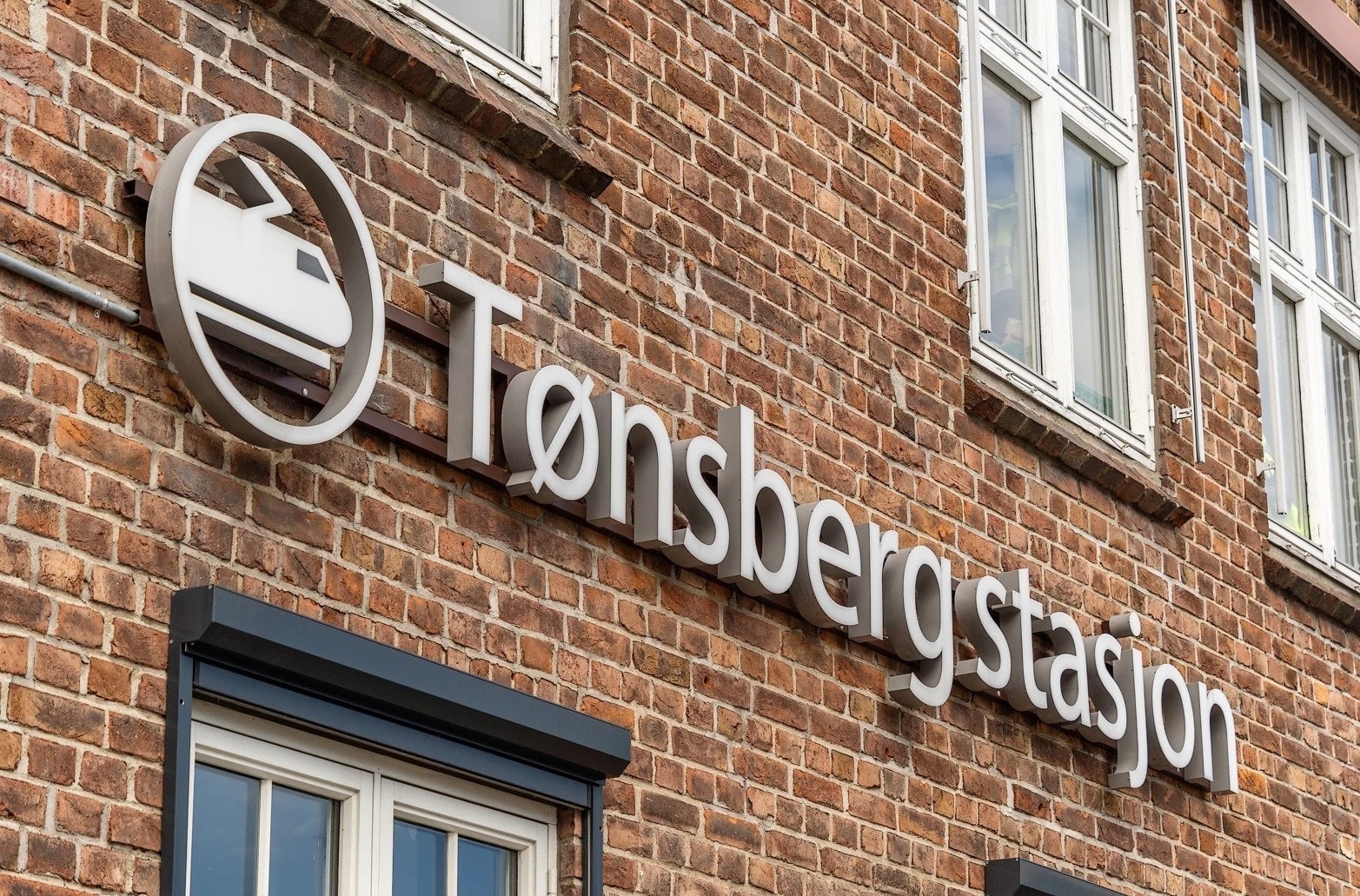 Tønsberg stasjon - Herfra kommer du til Oslo på ca en time. Galleribilde