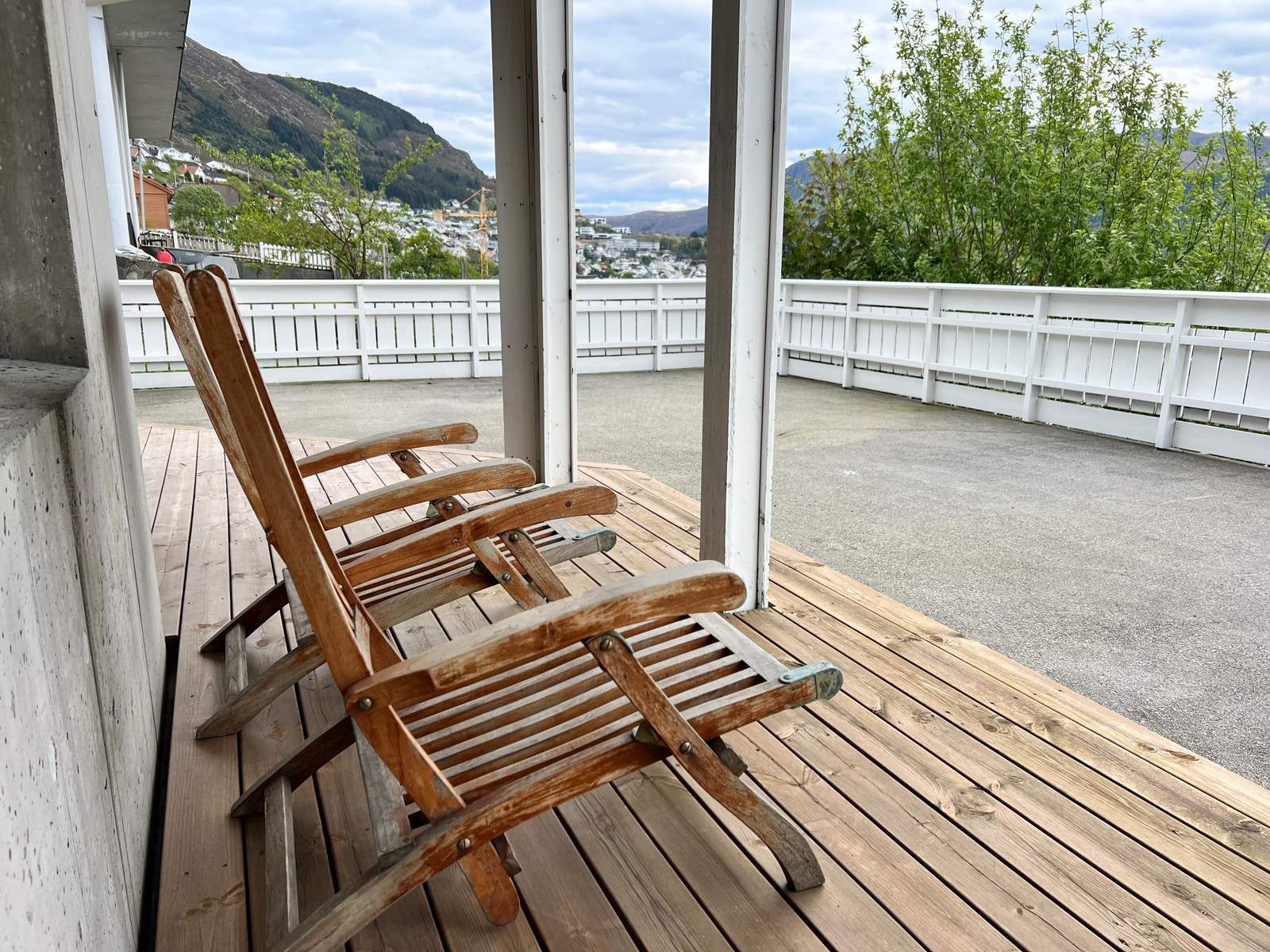 Uteområde utenfor stue/kjøkken Galleribilde