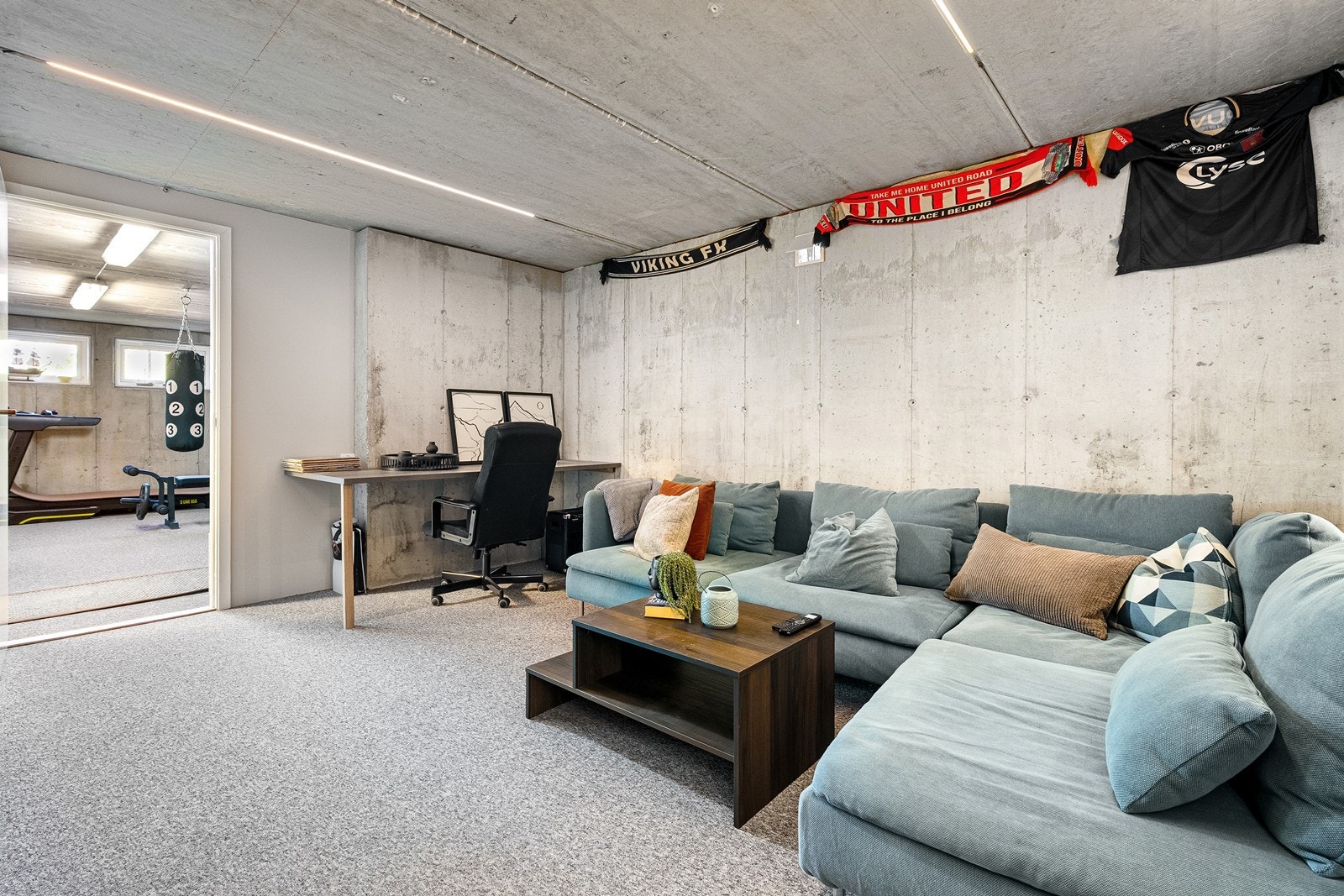 Det er i tillegg et kinorom som er veldig kjekt å ha når barna skal ha med venner hjem på besøk. Galleribilde