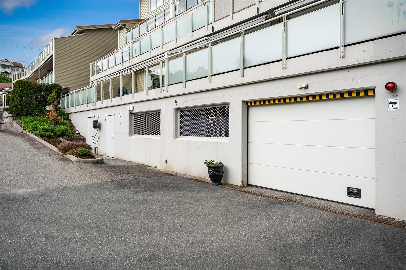 - Medfølgende garasjeplass - Galleribilde