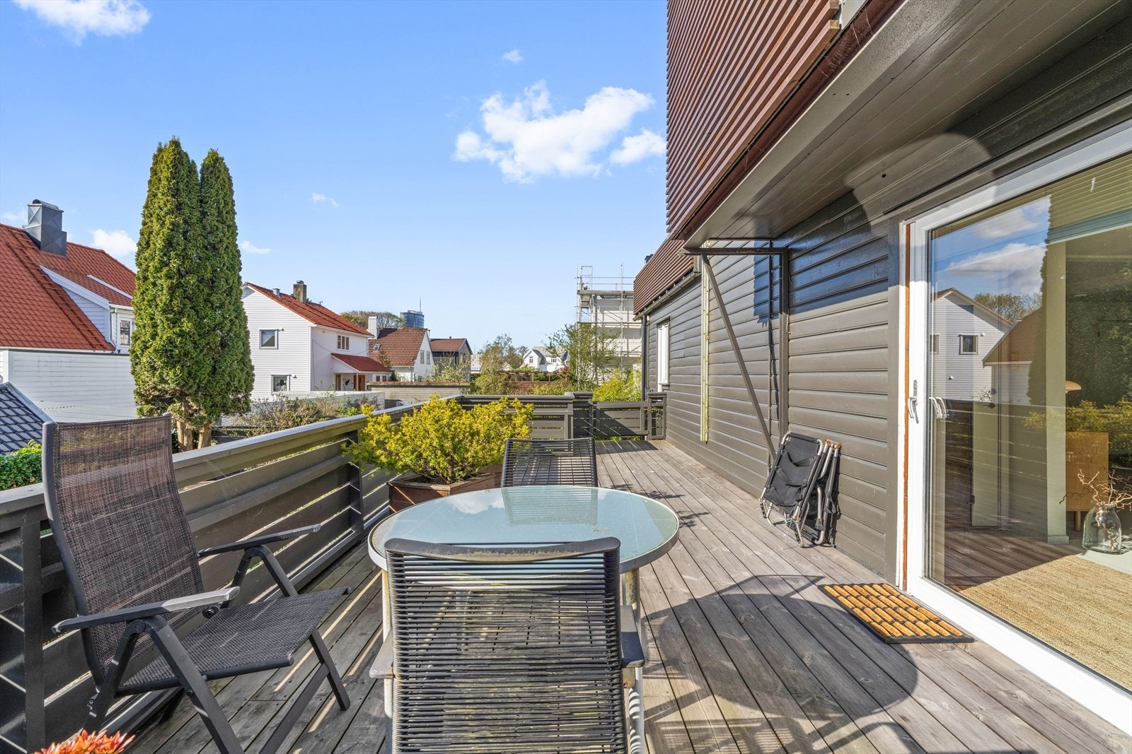 Solrik terrasse Galleribilde