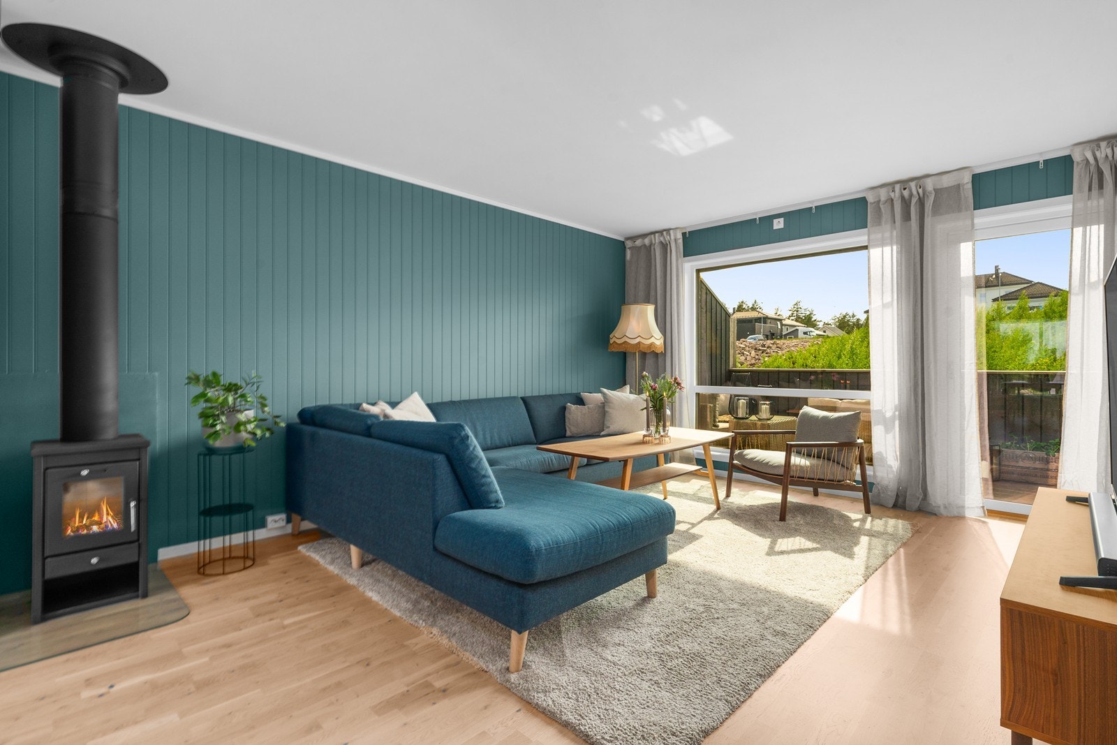 Leiligheten holder en høy standard med stilige farger, gode vindusflater og balansert ventilasjon. Galleribilde