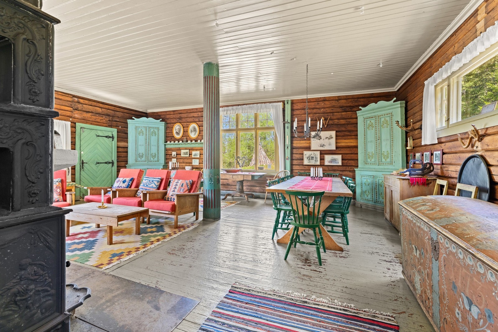Det finnes hytter, og så finnes det steder som har vært en del av familiers liv gjennom generasjoner - Løvli er nettopp et slikt sted! Galleribilde