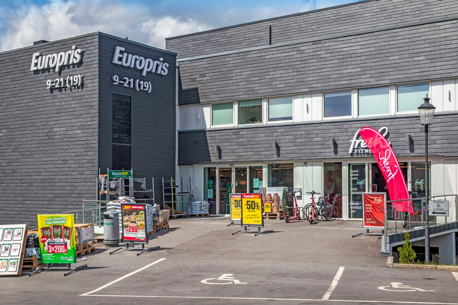 Flere servicetilbud i området. Galleribilde
