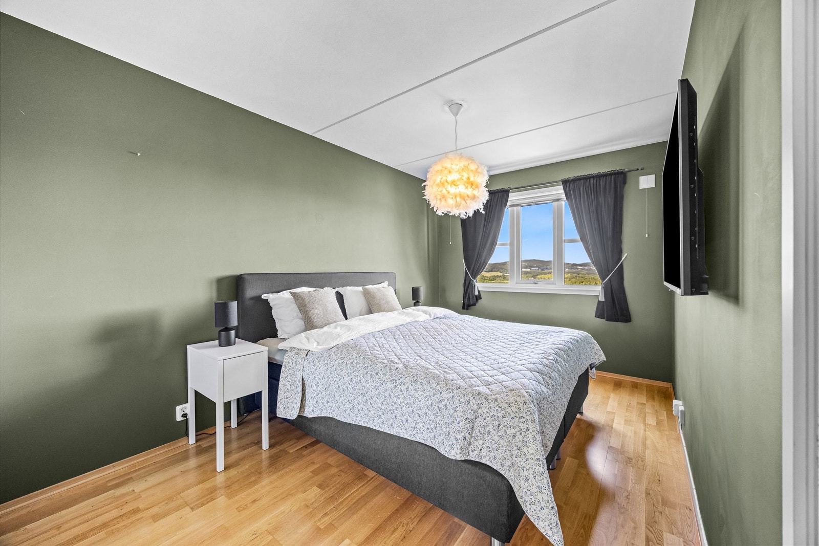 Også fra dette soverommet er det flott utsikt. Galleribilde