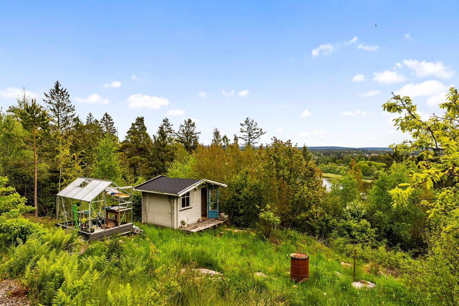 Uteområde. Galleribilde