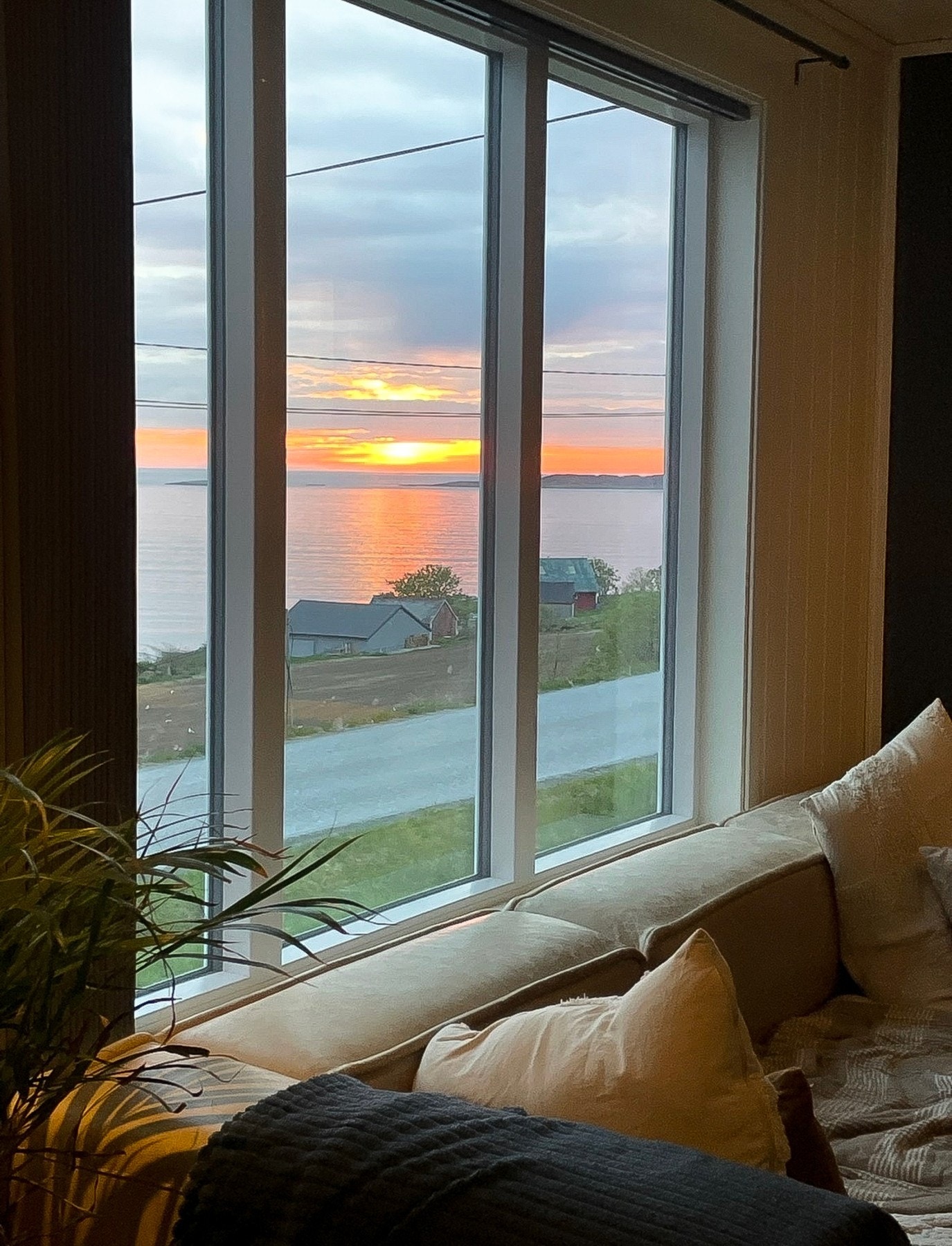 Solnedgang tatt av selger. Galleribilde