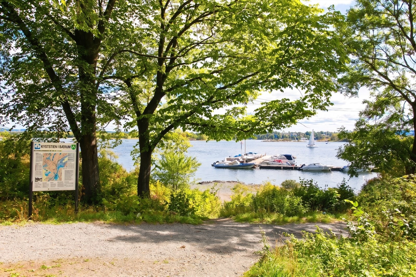 Benytt deg av kyststien i Bærum. Galleribilde