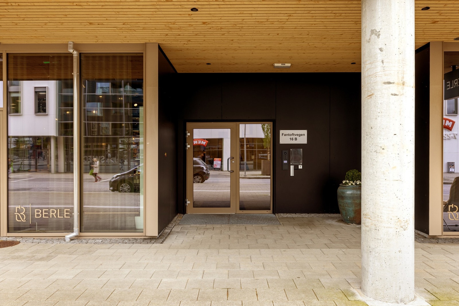 Leiligheten har også en tilhørende ekstern bod i fellesareal på ca. 6 kvm. Galleribilde