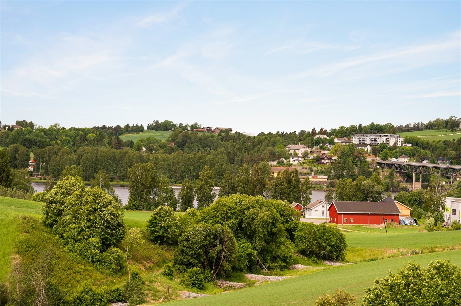 Flott utsikt over landlige omgivelser. Galleribilde