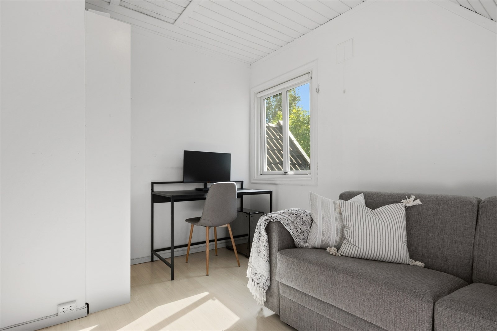 Det andre soverommet i etasjen, ideelt som barnerom eller gjesterom. Galleribilde
