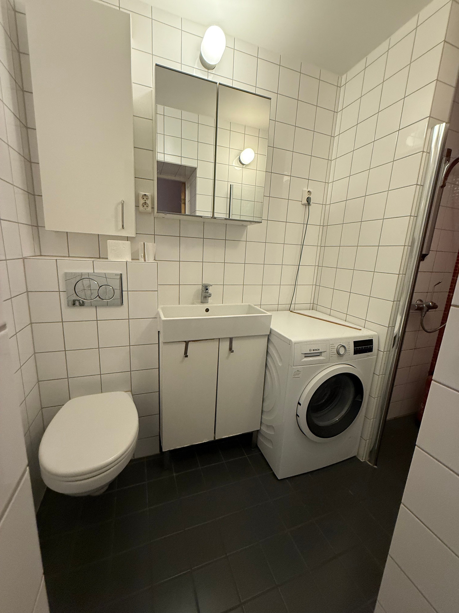 Flislagt bad med varmekabler Galleribilde