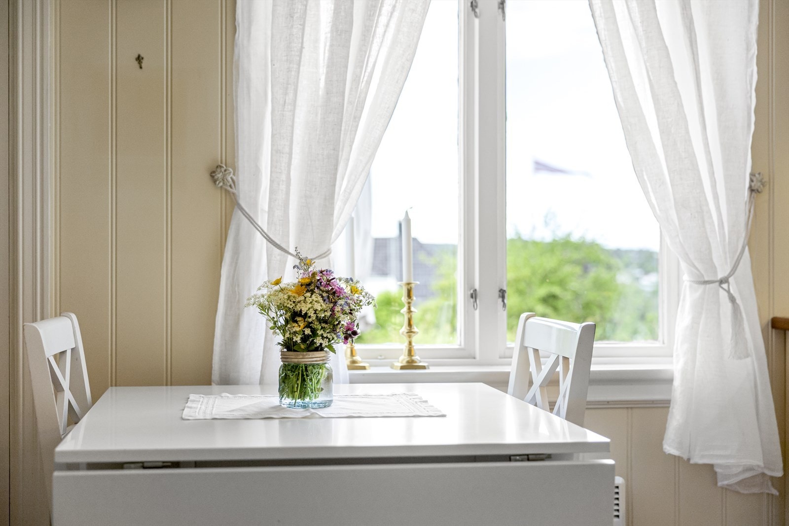 Spiseplass med fritt utsyn. Galleribilde