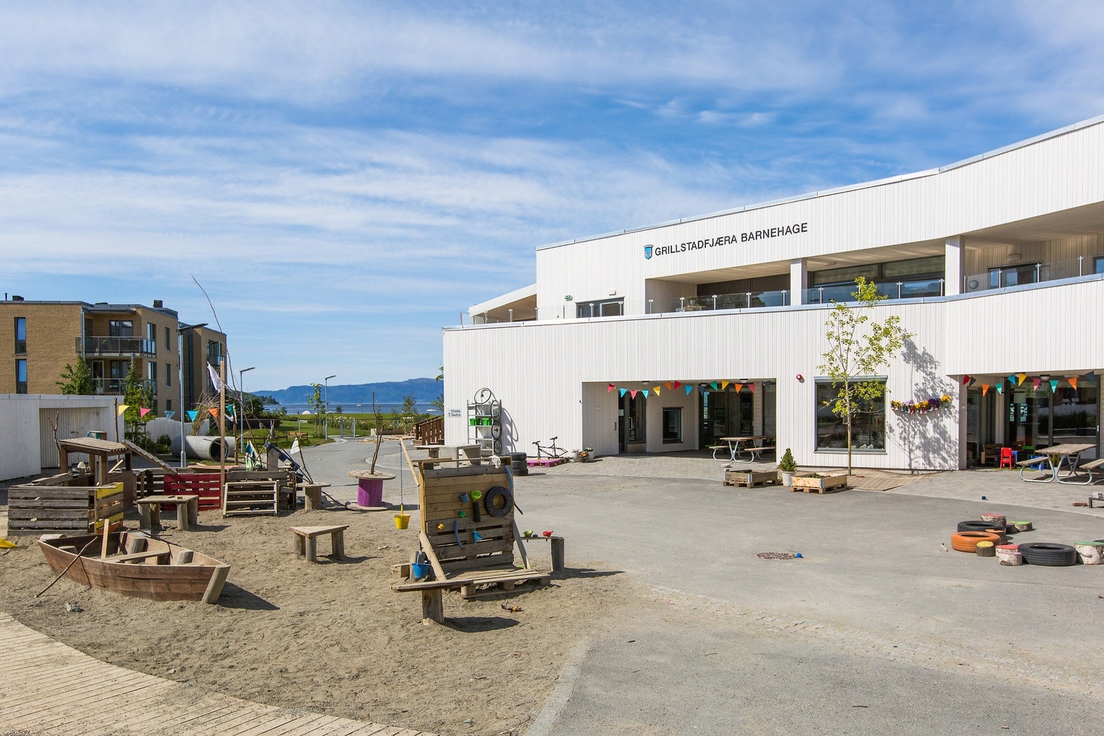 Grillstadfjæra barnehage er like ved leiligheten. Galleribilde