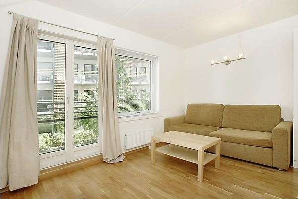 Stue med utgang til fransk balkong Galleribilde