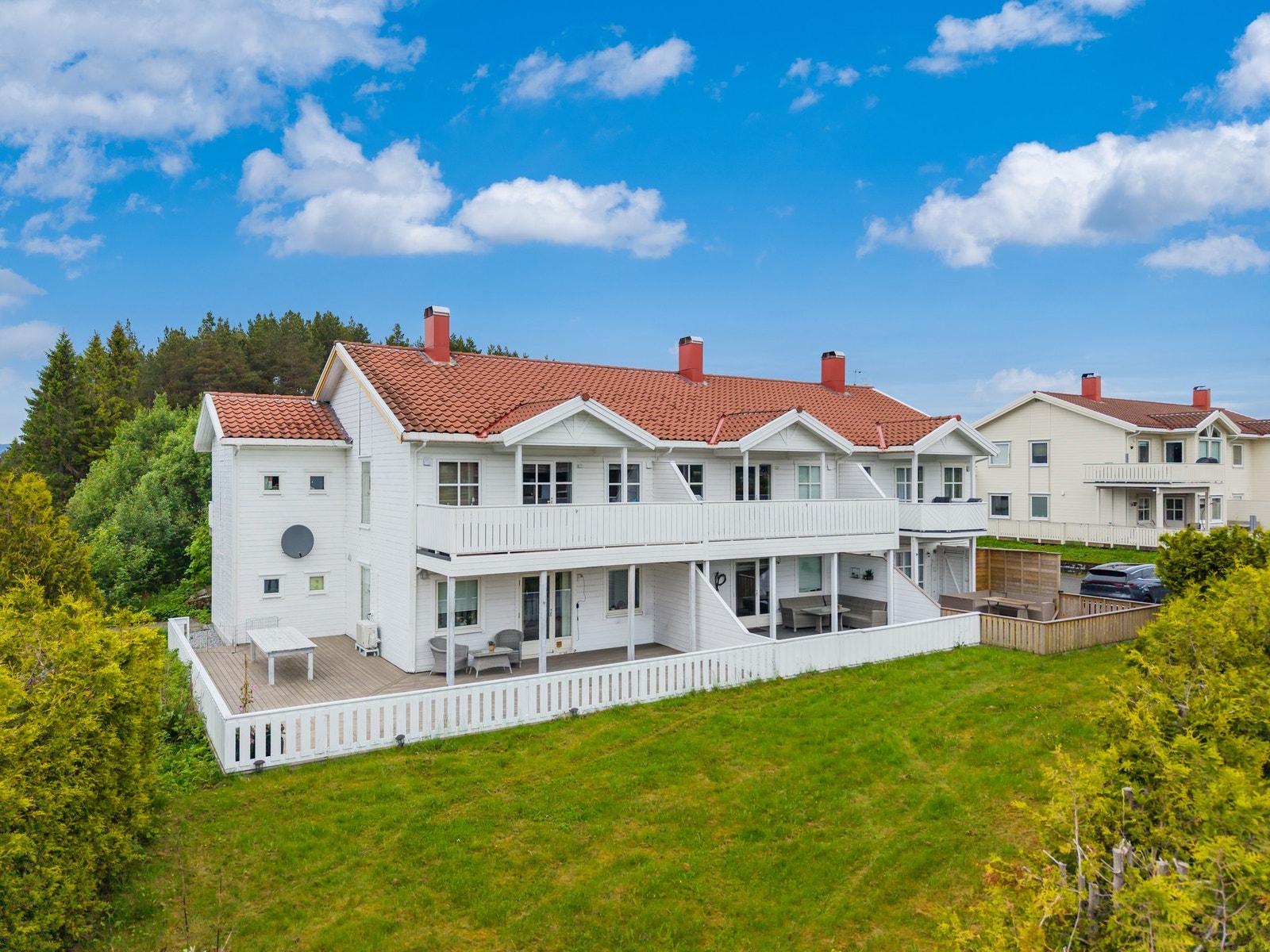 Velkommen til visning. Husk påmelding, og dersom det ikke passer med oppsatt fellesvisning - ta kontakt med megler for å avtale en privatvisning. Galleribilde