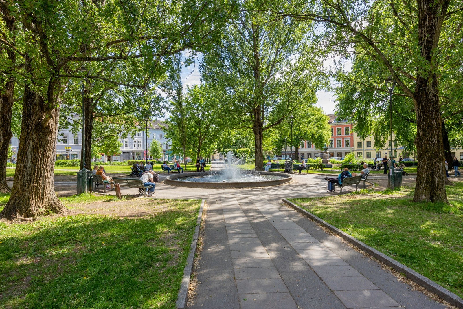 Hjertet av løkka ligger her på Olaf Ryes plass. Galleribilde