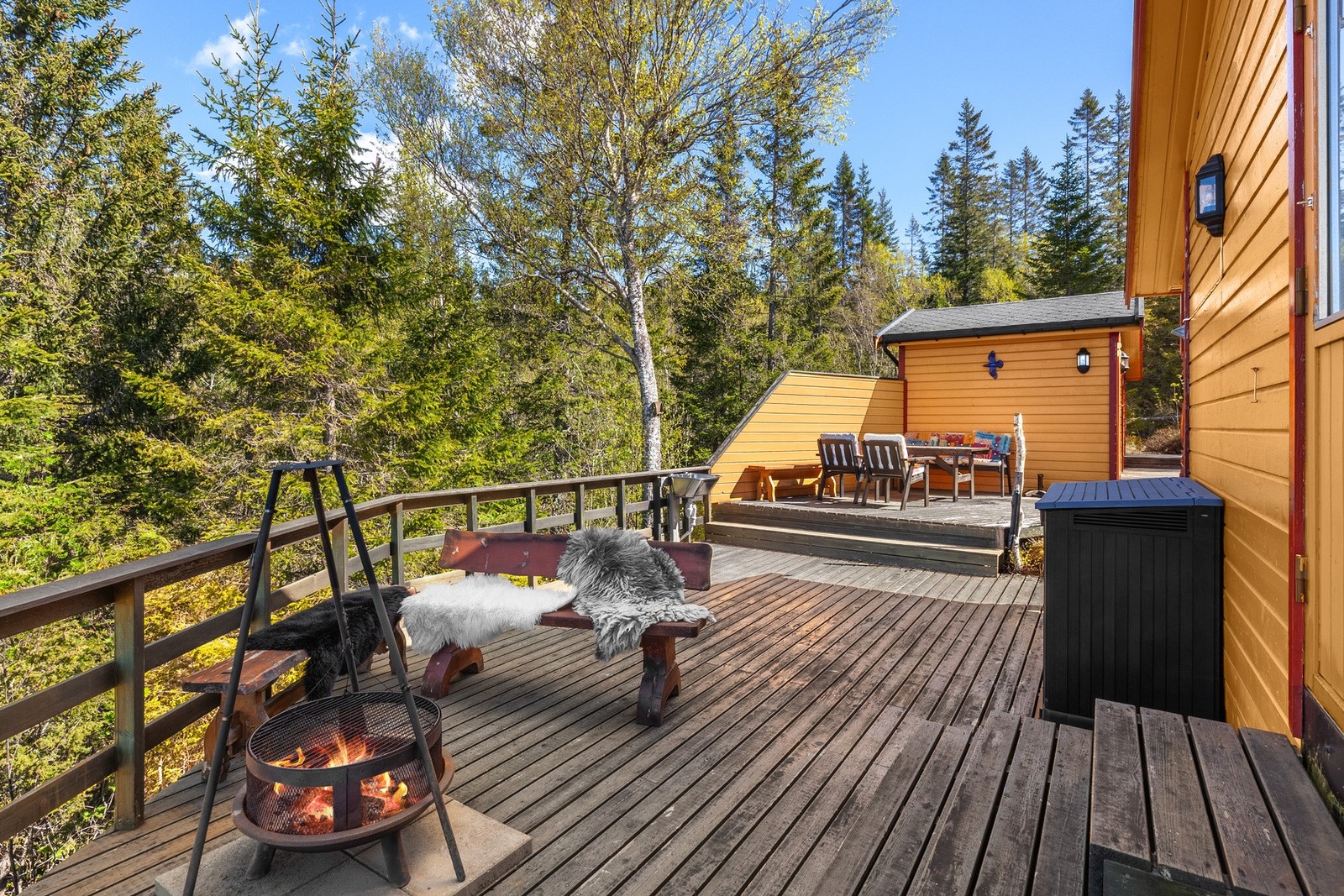 God plass til utemøblement & grilling. Galleribilde